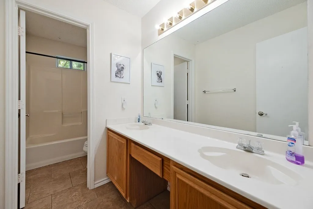 Single Family Residence For Sale in Tarrant County , 2085 Paint Pony Lane, Keller, Texas 76248, 4 Bedroom, 2 Bathroom, 2 Garage spaces, 1,744 Sqft, built in 1991, mls#21311166, Real Estate Agent in Keller, Homes For Sale in Tarrant county, Homes For Sale in Keller, Realtor in Keller Texas, Real Estate Brokerage Independent Realty Texas, Luminita Cordes Realtor