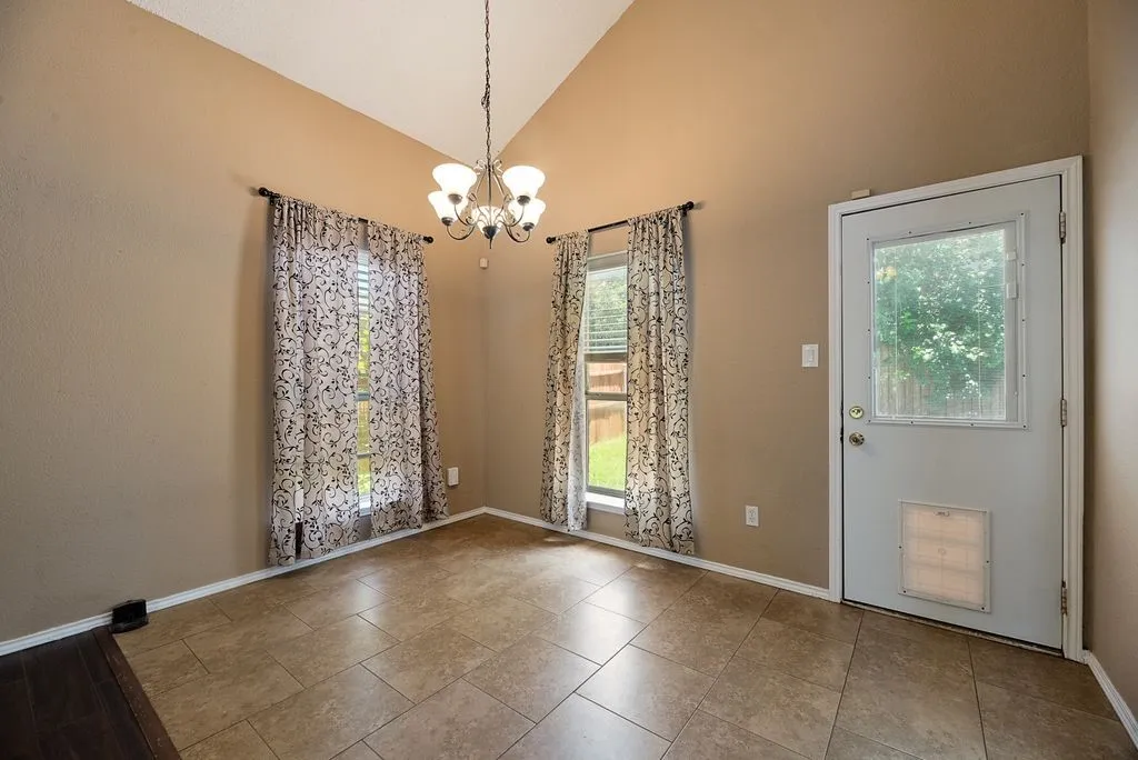 Single Family Residence For Sale in Tarrant County , 2085 Paint Pony Lane, Keller, Texas 76248, 4 Bedroom, 2 Bathroom, 2 Garage spaces, 1,744 Sqft, built in 1991, mls#21311166, Real Estate Agent in Keller, Homes For Sale in Tarrant county, Homes For Sale in Keller, Realtor in Keller Texas, Real Estate Brokerage Independent Realty Texas, Luminita Cordes Realtor