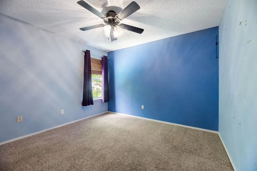 Single Family Residence For Sale in Tarrant County , 2085 Paint Pony Lane, Keller, Texas 76248, 4 Bedroom, 2 Bathroom, 2 Garage spaces, 1,744 Sqft, built in 1991, mls#21311166, Real Estate Agent in Keller, Homes For Sale in Tarrant county, Homes For Sale in Keller, Realtor in Keller Texas, Real Estate Brokerage Independent Realty Texas, Luminita Cordes Realtor