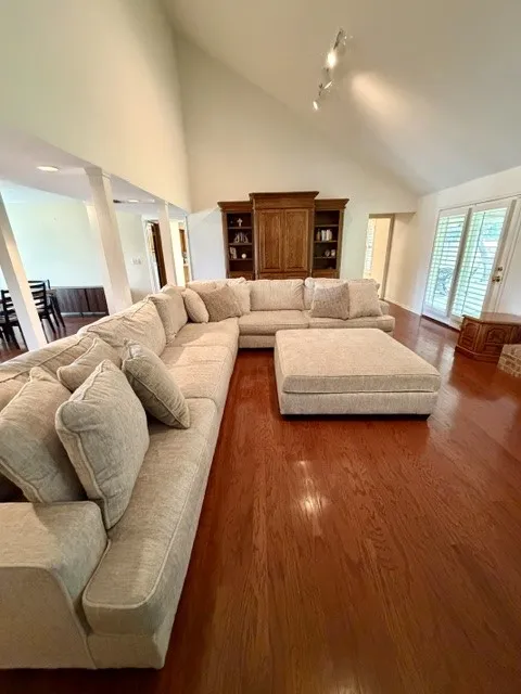 Single Family Residence For Sale in Lamar County , 4110 Lakeshore Drive, Reno, Texas 75462, 4 Bedrooms, 3 Bathrooms, 2 Garage spaces, 2,276 Sqft, built in 1987, Price $289,900, mls#21308690, Real Estate Agent in Reno, Homes For Sale in Lamar county, Homes For Sale in Reno, Realtor in Reno Texas, Real Estate Brokerage Independent Realty Texas, Luminita Cordes Realtor