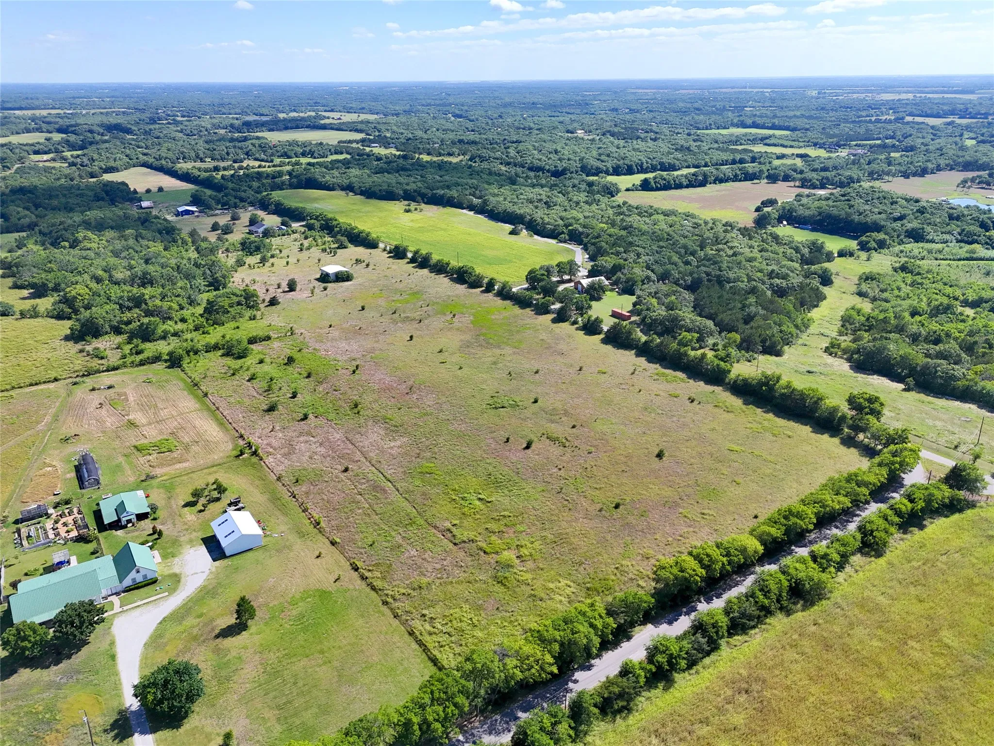 Unimproved Land For Sale in Grayson County , TBD Lot 2 Knothole Road, Whitewright, Texas 75491, 0, 0, Garage spaces, 0 Sqft, built in 0, mls#21290536, Real Estate Agent in Whitewright, Homes For Sale in Grayson county, Homes For Sale in Whitewright, Realtor in Whitewright Texas, Real Estate Brokerage Independent Realty Texas, Luminita Cordes Realtor