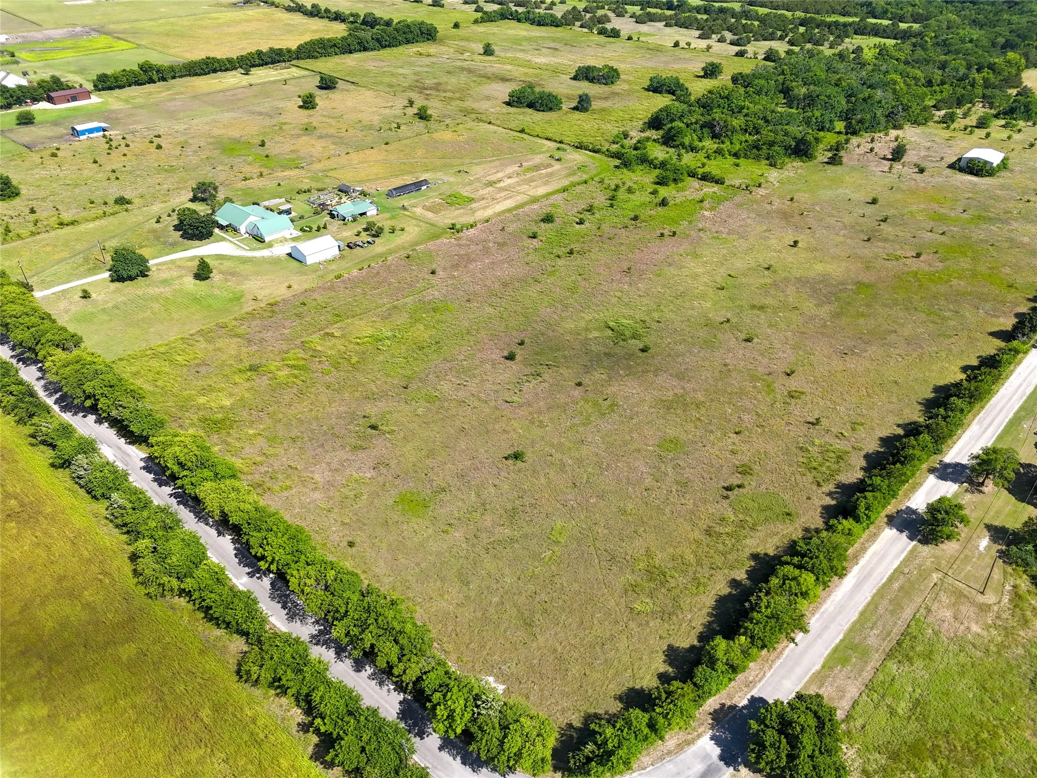 Unimproved Land For Sale in Grayson County , TBD Lot 2 Knothole Road, Whitewright, Texas 75491, 0, 0, Garage spaces, 0 Sqft, built in 0, mls#21290536, Real Estate Agent in Whitewright, Homes For Sale in Grayson county, Homes For Sale in Whitewright, Realtor in Whitewright Texas, Real Estate Brokerage Independent Realty Texas, Luminita Cordes Realtor