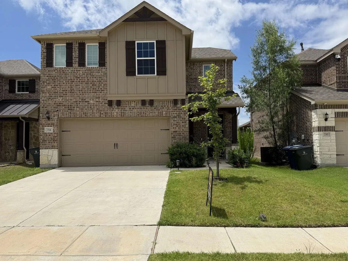 Single Family Residence For Rent in Dallas County , 714 Creekwater Lane, Garland, Texas 75043, 3 Bedroom, 3 Bathroom, 2 Garage spaces, 2,177 Sqft, built in 2022, mls#21311180, Real Estate Agent in Garland, Homes For Rent in Dallas county, Homes For Rent in Garland, Realtor in Garland Texas, Real Estate Brokerage Independent Realty Texas, Luminita Cordes Realtor