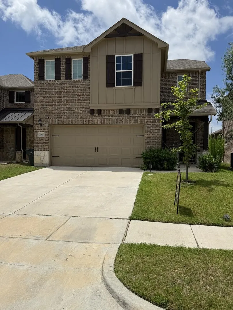 Single Family Residence For Rent in Dallas County , 714 Creekwater Lane, Garland, Texas 75043, 3 Bedroom, 3 Bathroom, 2 Garage spaces, 2,177 Sqft, built in 2022, mls#21311180, Real Estate Agent in Garland, Homes For Rent in Dallas county, Homes For Rent in Garland, Realtor in Garland Texas, Real Estate Brokerage Independent Realty Texas, Luminita Cordes Realtor