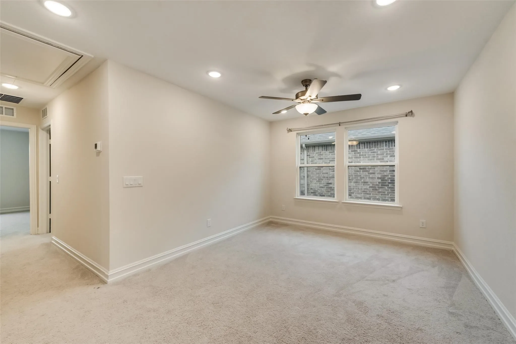 Single Family Residence For Rent in Dallas County , 714 Creekwater Lane, Garland, Texas 75043, 3 Bedroom, 3 Bathroom, 2 Garage spaces, 2,177 Sqft, built in 2022, mls#21311180, Real Estate Agent in Garland, Homes For Rent in Dallas county, Homes For Rent in Garland, Realtor in Garland Texas, Real Estate Brokerage Independent Realty Texas, Luminita Cordes Realtor