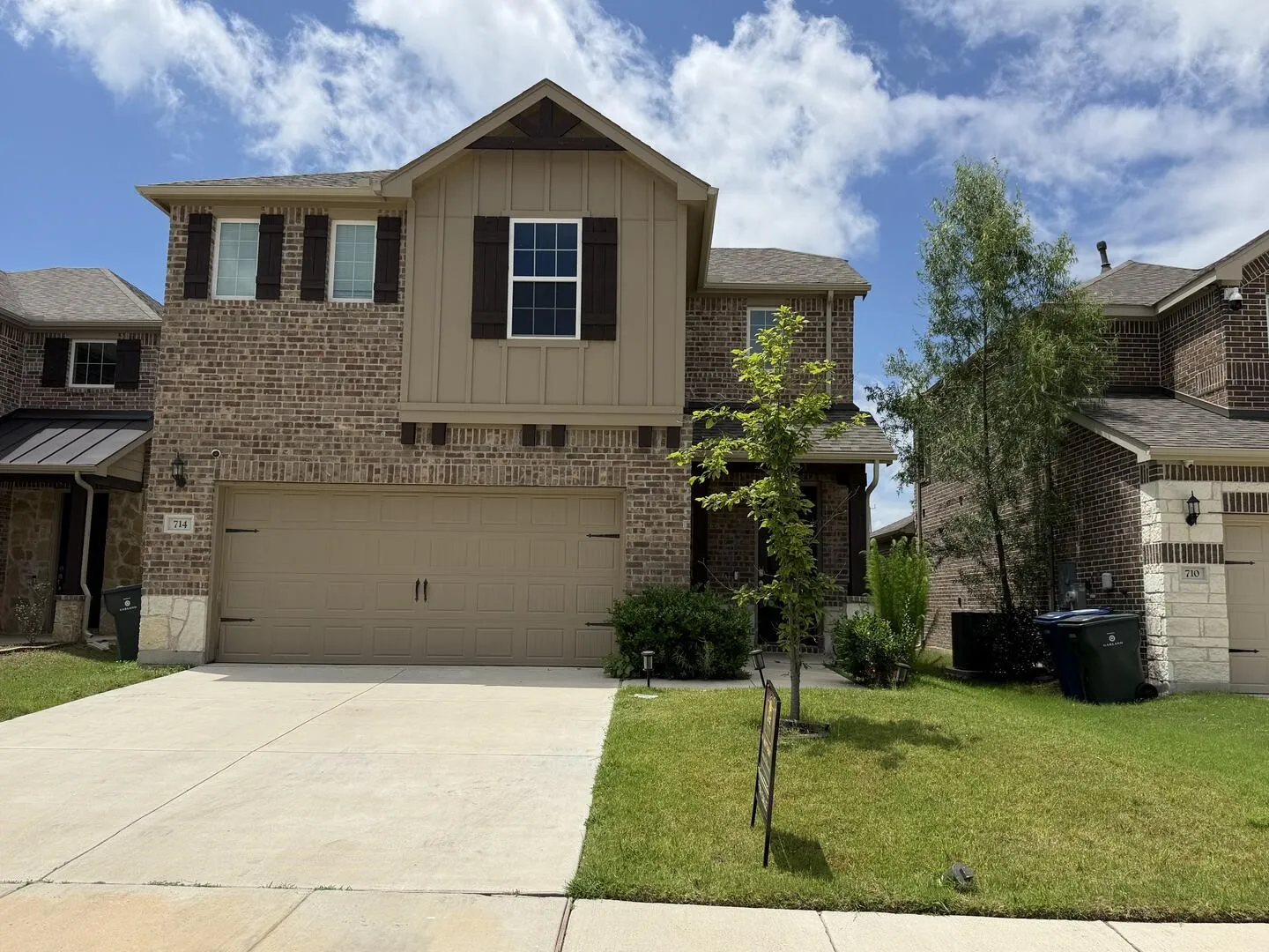 Single Family Residence For Rent in Dallas County , 714 Creekwater Lane, Garland, Texas 75043, 3 Bedroom, 3 Bathroom, 2 Garage spaces, 2,177 Sqft, built in 2022, mls#21311180, Real Estate Agent in Garland, Homes For Rent in Dallas county, Homes For Rent in Garland, Realtor in Garland Texas, Real Estate Brokerage Independent Realty Texas, Luminita Cordes Realtor