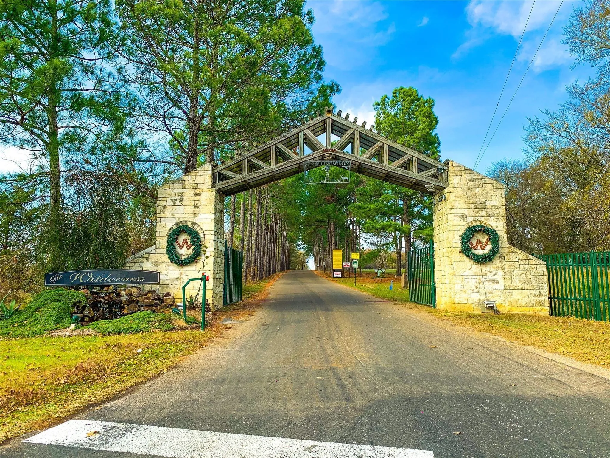 Unimproved Land For Sale in Freestone County , TBD SHENANDOAH Drive Lot 153-R, Streetman, Texas 75859, 0, 0, Garage spaces, 0 Sqft, built in 0, mls#21311182, Real Estate Agent in Streetman, Homes For Sale in Freestone county, Homes For Sale in Streetman, Realtor in Streetman Texas, Real Estate Brokerage Independent Realty Texas, Luminita Cordes Realtor