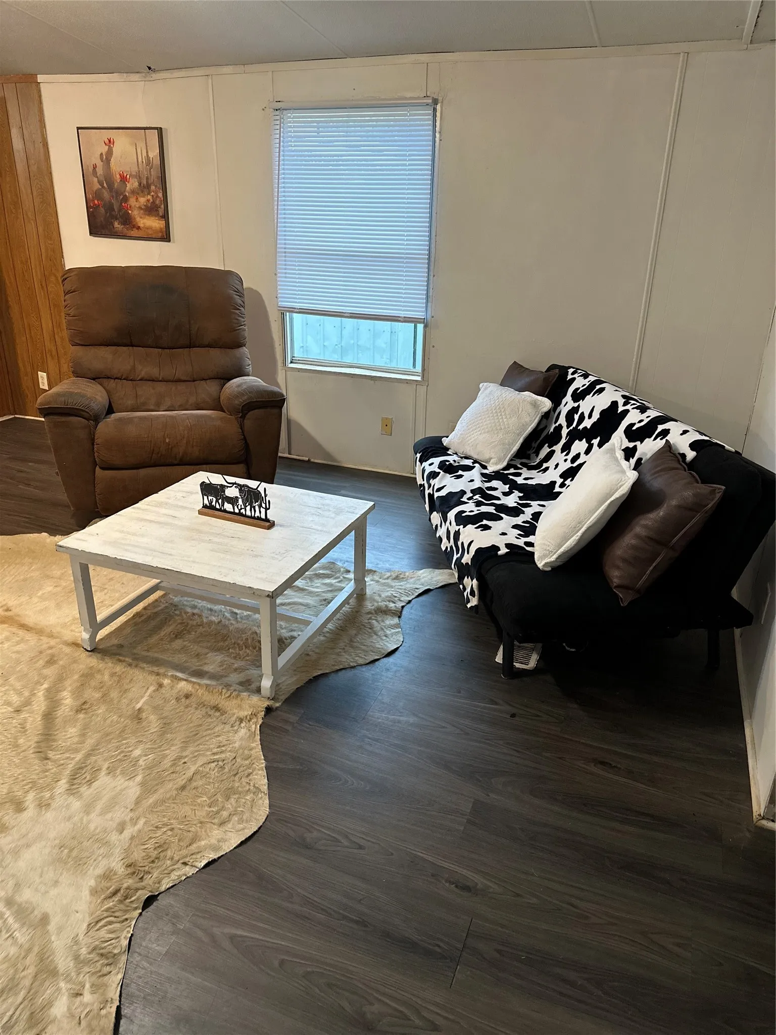 Mobile Home For Sale in Erath County , 1250 N Belknap Street, Stephenville, Texas 76401, 2 Bedrooms, 2 Bathrooms, Garage spaces, 1,088 Sqft, built in 1999, Price $115,000, mls#21308117, Real Estate Agent in Stephenville, Homes For Sale in Erath county, Homes For Sale in Stephenville, Realtor in Stephenville Texas, Real Estate Brokerage Independent Realty Texas, Luminita Cordes Realtor