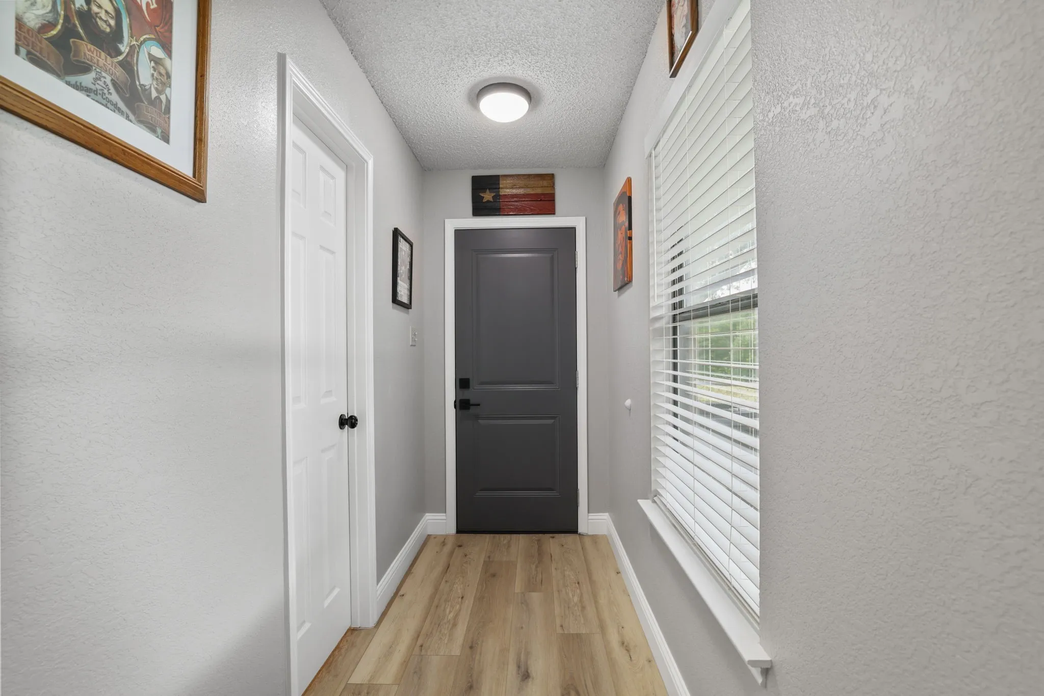 Laundry/ mud room