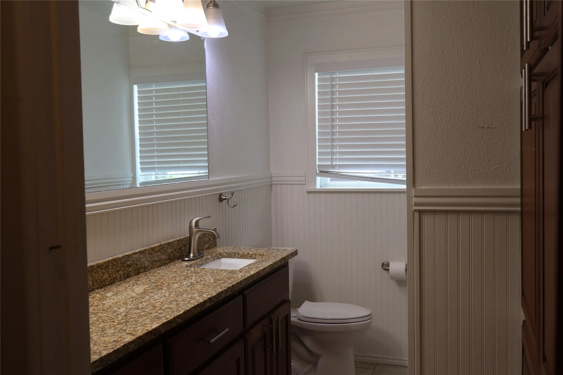 Single Family Residence For Rent in Tarrant County , 2516 Norfleet Street, Sansom Park, Texas 76114, 3 Bedroom, 2 Bathroom, Garage spaces, 1,838 Sqft, built in 1955, mls#21311094, Real Estate Agent in Sansom Park, Homes For Rent in Tarrant county, Homes For Rent in Sansom Park, Realtor in Sansom Park Texas, Real Estate Brokerage Independent Realty Texas, Luminita Cordes Realtor