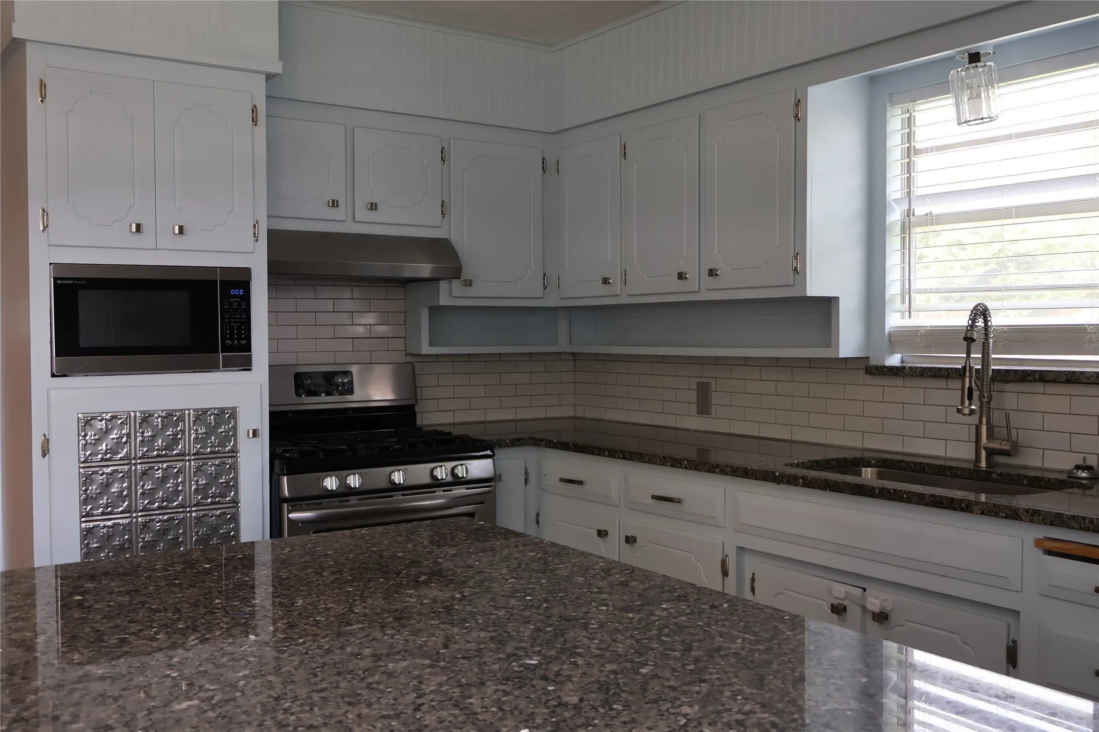 Single Family Residence For Rent in Tarrant County , 2516 Norfleet Street, Sansom Park, Texas 76114, 3 Bedroom, 2 Bathroom, Garage spaces, 1,838 Sqft, built in 1955, mls#21311094, Real Estate Agent in Sansom Park, Homes For Rent in Tarrant county, Homes For Rent in Sansom Park, Realtor in Sansom Park Texas, Real Estate Brokerage Independent Realty Texas, Luminita Cordes Realtor