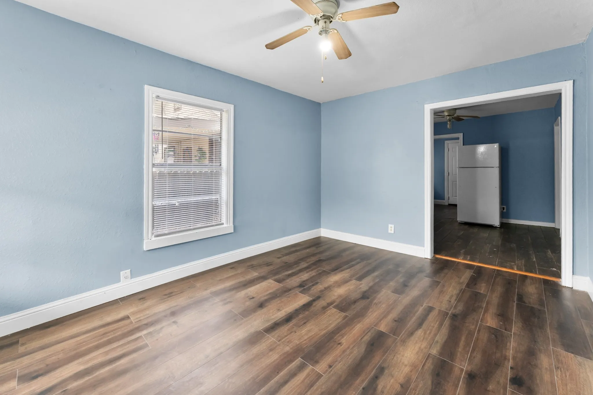 Single Family Residence For Sale in Dallas County , 1612 Harris Court, Dallas, Texas 75223, 3 Bedroom, 1 Bathroom, Garage spaces, 936 Sqft, built in 1925, mls#21311225, Real Estate Agent in Dallas, Homes For Sale in Dallas county, Homes For Sale in Dallas, Realtor in Dallas Texas, Real Estate Brokerage Independent Realty Texas, Luminita Cordes Realtor