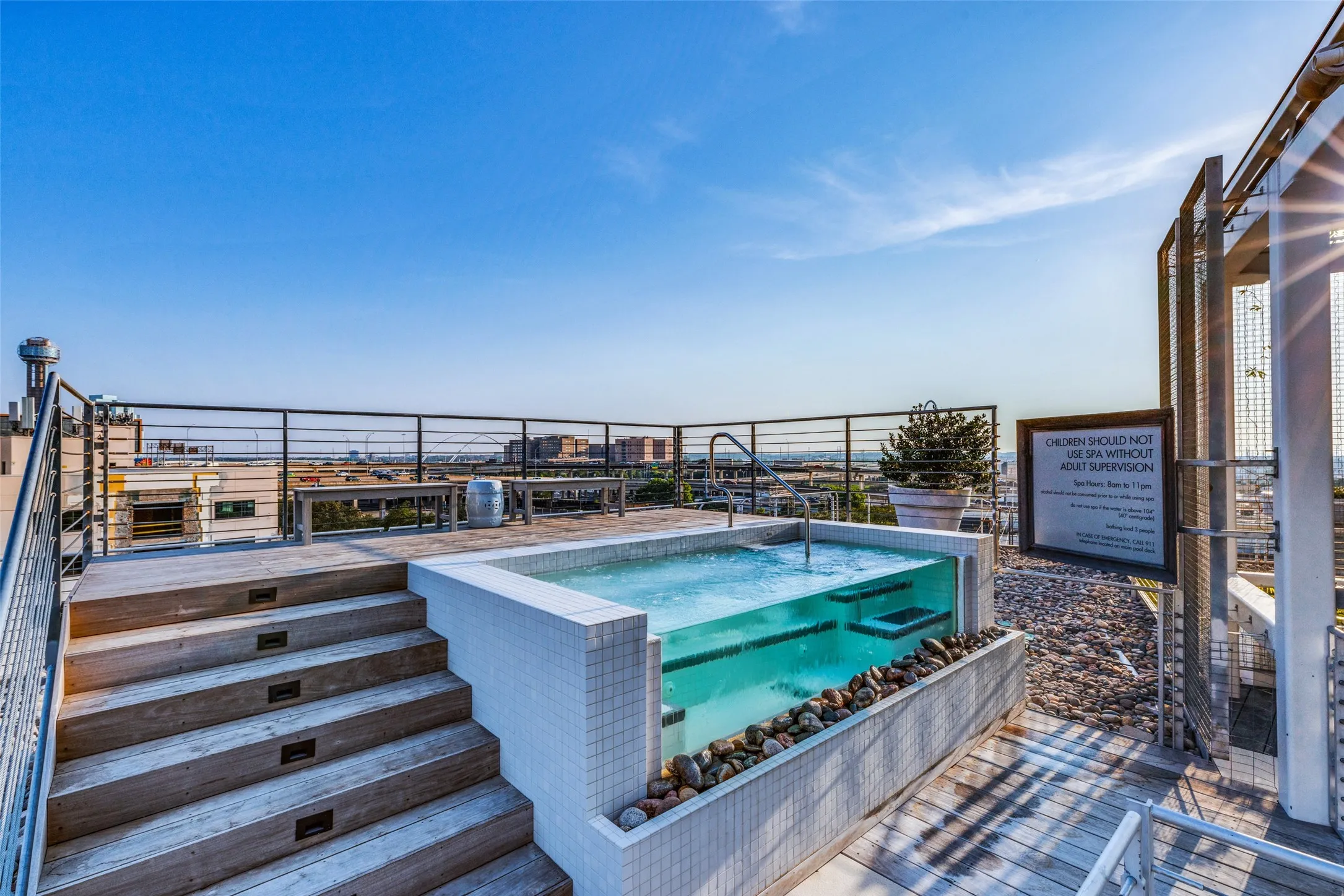 Condominium For Rent in Dallas County , 2200 Victory Avenue 1604, Dallas, Texas 75219, 2 Bedroom, 3 Bathroom, 3 Garage spaces, 2,178 Sqft, built in 2007, mls#21297663, Real Estate Agent in Dallas, Homes For Rent in Dallas county, Homes For Rent in Dallas, Realtor in Dallas Texas, Real Estate Brokerage Independent Realty Texas, Luminita Cordes Realtor