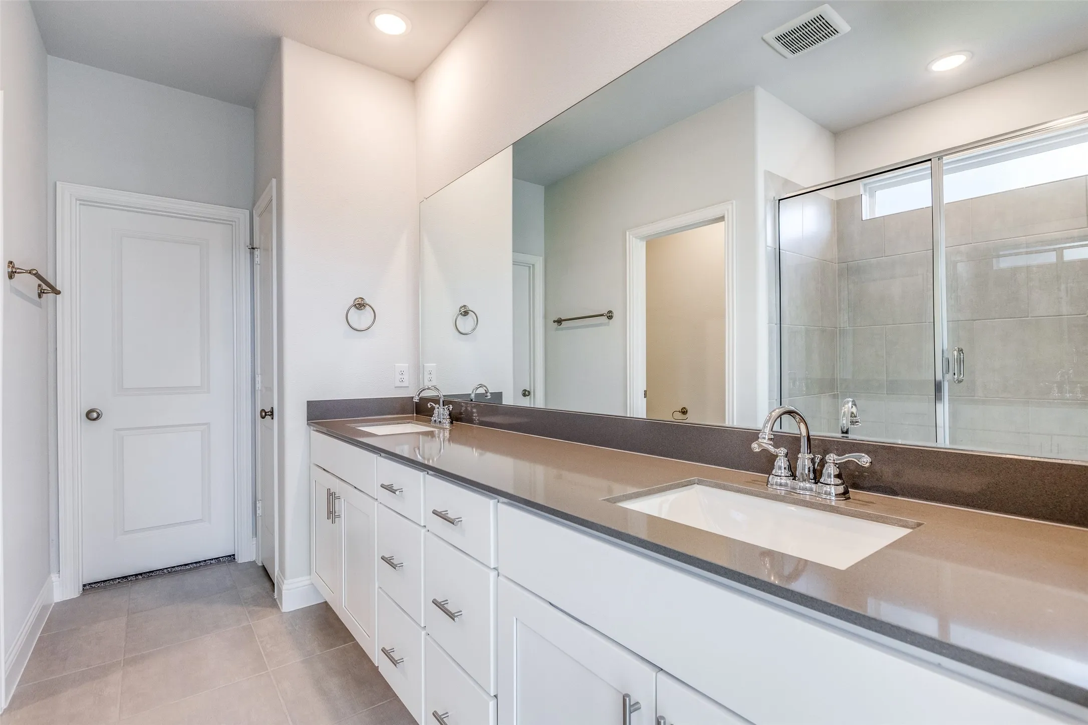 Single Family Residence For Rent in Collin County , 436 Boot Strap Place, Weston, Texas 75009, 4 Bedroom, 3 Bathroom, 2 Garage spaces, 2,165 Sqft, built in 2023, mls#21311237, Real Estate Agent in Weston, Homes For Rent in Collin county, Homes For Rent in Weston, Realtor in Weston Texas, Real Estate Brokerage Independent Realty Texas, Luminita Cordes Realtor