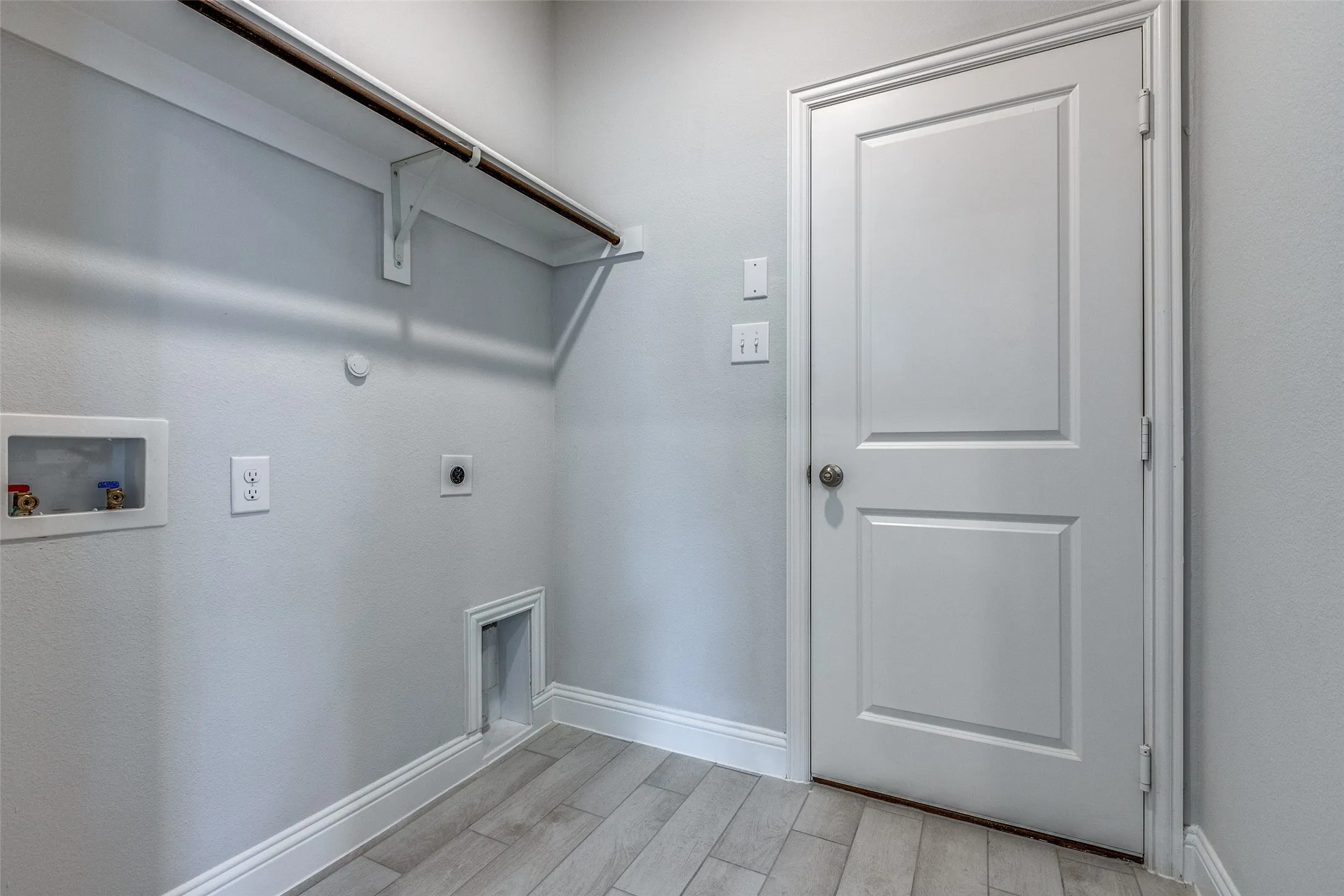 Single Family Residence For Rent in Collin County , 436 Boot Strap Place, Weston, Texas 75009, 4 Bedroom, 3 Bathroom, 2 Garage spaces, 2,165 Sqft, built in 2023, mls#21311237, Real Estate Agent in Weston, Homes For Rent in Collin county, Homes For Rent in Weston, Realtor in Weston Texas, Real Estate Brokerage Independent Realty Texas, Luminita Cordes Realtor
