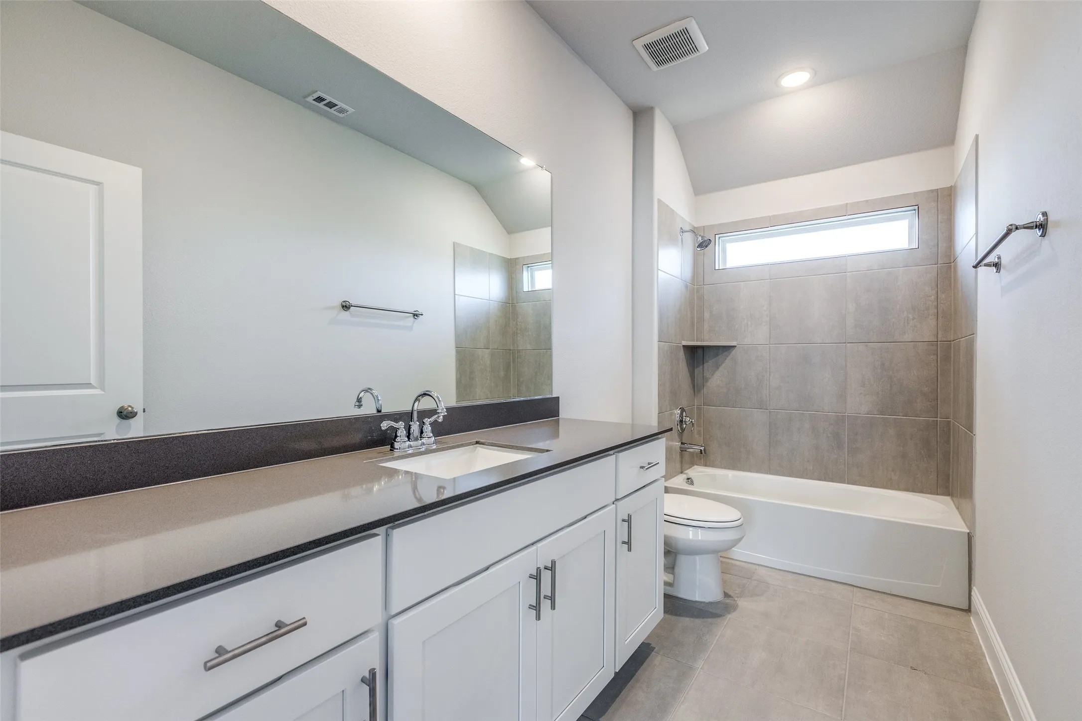 Single Family Residence For Rent in Collin County , 436 Boot Strap Place, Weston, Texas 75009, 4 Bedroom, 3 Bathroom, 2 Garage spaces, 2,165 Sqft, built in 2023, mls#21311237, Real Estate Agent in Weston, Homes For Rent in Collin county, Homes For Rent in Weston, Realtor in Weston Texas, Real Estate Brokerage Independent Realty Texas, Luminita Cordes Realtor