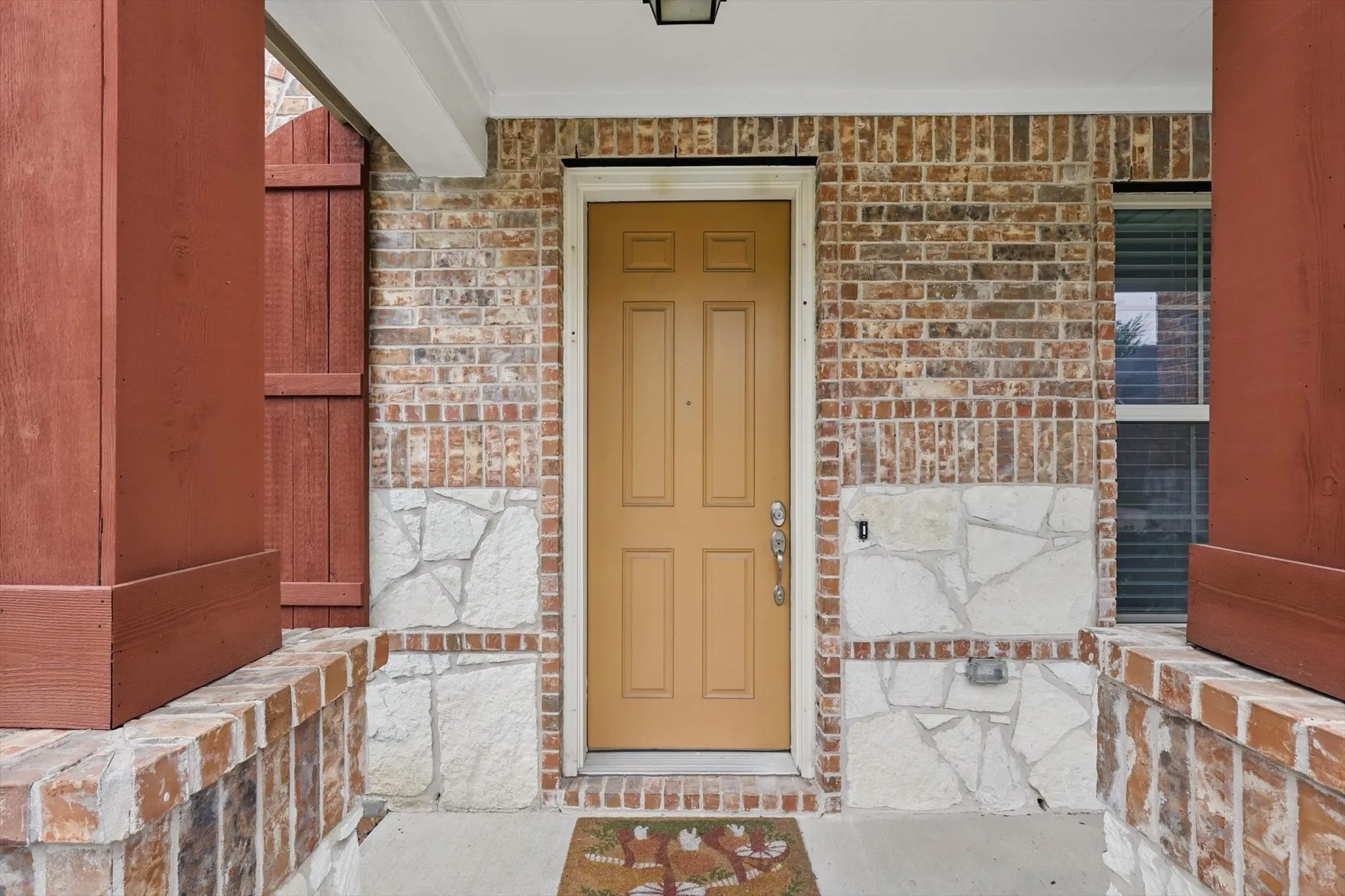 Single Family Residence For Rent in Collin County , 1605 Lisburn Drive, Mc Kinney, Texas 75071, 4 Bedrooms, 4 Bathrooms, 2 Garage spaces, 3,565 Sqft, built in 2015, Price $3,300, mls#21308475, Real Estate Agent in Mc Kinney, Homes For Rent in Collin county, Homes For Rent in Mc Kinney, Realtor in Mc Kinney Texas, Real Estate Brokerage Independent Realty Texas, Luminita Cordes Realtor