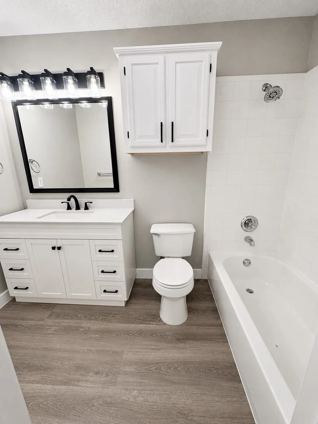 Single Family Residence For Rent in Denton County , 4156 One PLace, Flower Mound, Texas 75028, 3 Bedroom, 3 Bathroom, 2 Garage spaces, 1,475 Sqft, built in 1997, mls#21311250, Real Estate Agent in Flower Mound, Homes For Rent in Denton county, Homes For Rent in Flower Mound, Realtor in Flower Mound Texas, Real Estate Brokerage Independent Realty Texas, Luminita Cordes Realtor