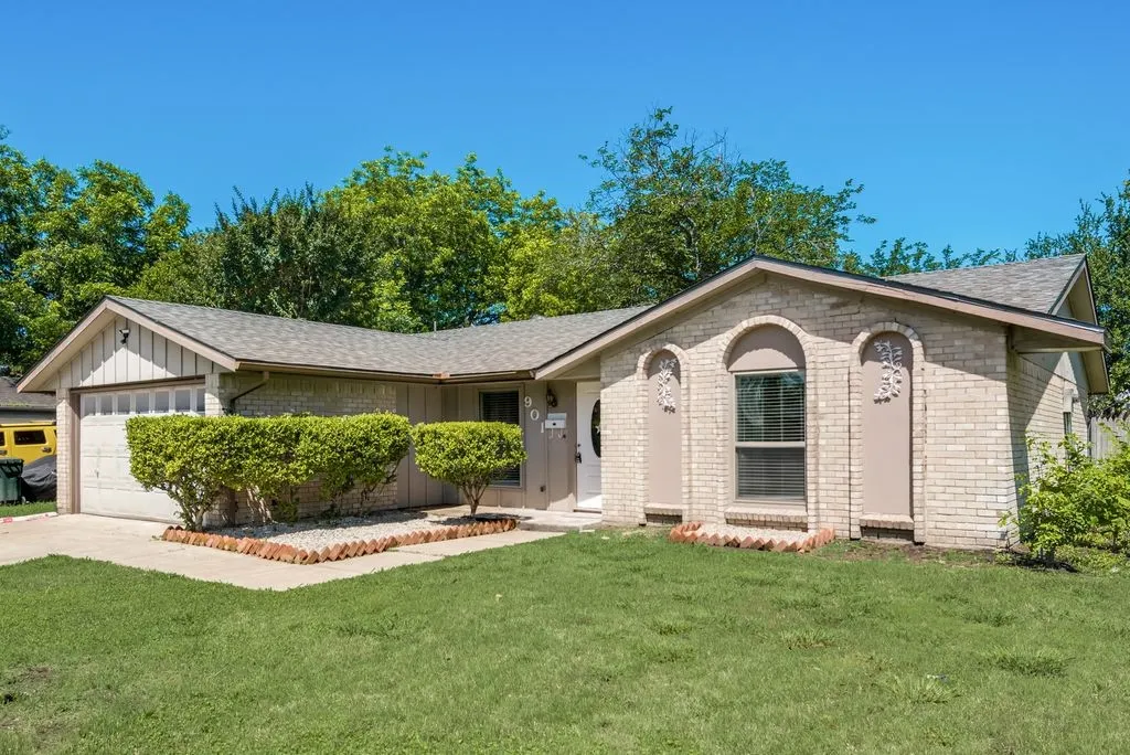 Single Family Residence For Rent in Dallas County , 901 Hudson Drive, Garland, Texas 75043, 3 Bedroom, 2 Bathroom, 2 Garage spaces, 1,221 Sqft, built in 1969, mls#21311251, Real Estate Agent in Garland, Homes For Rent in Dallas county, Homes For Rent in Garland, Realtor in Garland Texas, Real Estate Brokerage Independent Realty Texas, Luminita Cordes Realtor