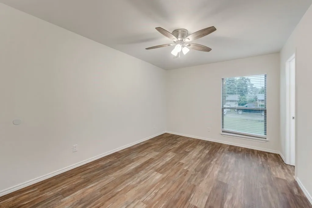 Single Family Residence For Rent in Dallas County , 901 Hudson Drive, Garland, Texas 75043, 3 Bedroom, 2 Bathroom, 2 Garage spaces, 1,221 Sqft, built in 1969, mls#21311251, Real Estate Agent in Garland, Homes For Rent in Dallas county, Homes For Rent in Garland, Realtor in Garland Texas, Real Estate Brokerage Independent Realty Texas, Luminita Cordes Realtor