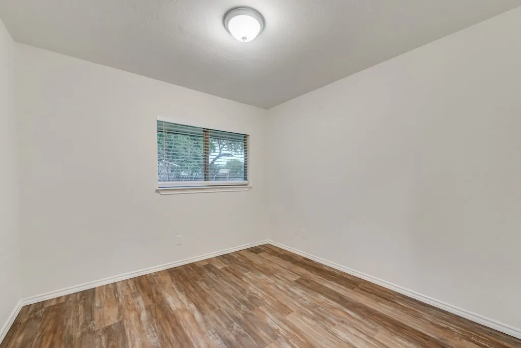 Single Family Residence For Rent in Dallas County , 901 Hudson Drive, Garland, Texas 75043, 3 Bedroom, 2 Bathroom, 2 Garage spaces, 1,221 Sqft, built in 1969, mls#21311251, Real Estate Agent in Garland, Homes For Rent in Dallas county, Homes For Rent in Garland, Realtor in Garland Texas, Real Estate Brokerage Independent Realty Texas, Luminita Cordes Realtor