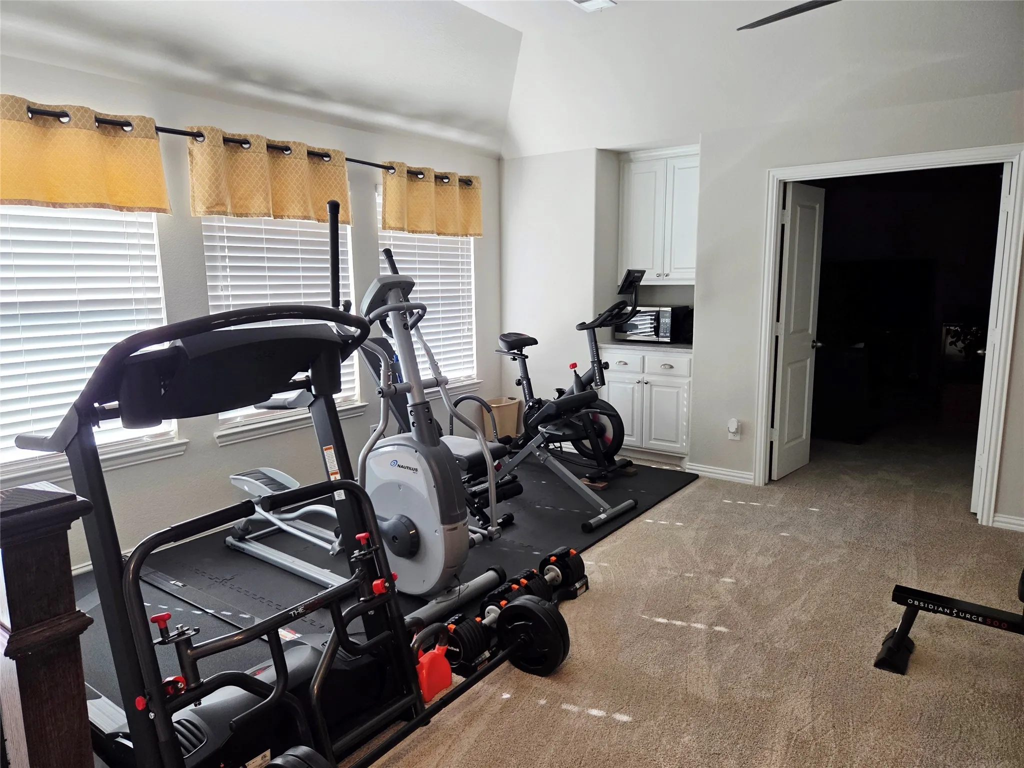 Single Family Residence For Sale in Collin County , 6408 Arroyo Grande Avenue, Mc Kinney, Texas 75070, 4 Bedroom, 4 Bathroom, 2 Garage spaces, 3,528 Sqft, built in 2017, mls#21311271, Real Estate Agent in Mc Kinney, Homes For Sale in Collin county, Homes For Sale in Mc Kinney, Realtor in Mc Kinney Texas, Real Estate Brokerage Independent Realty Texas, Luminita Cordes Realtor