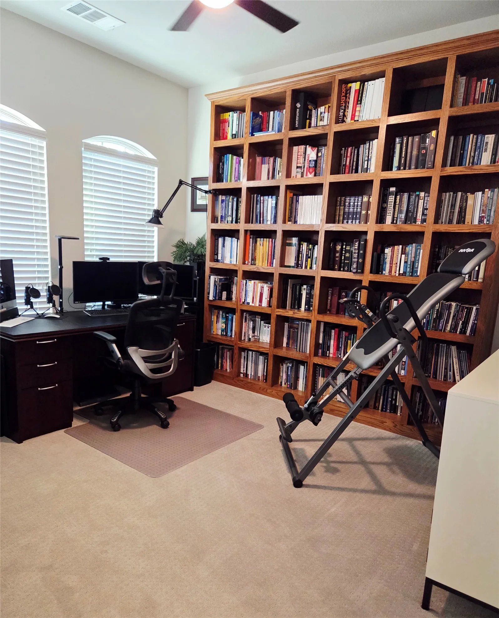 Single Family Residence For Sale in Collin County , 6408 Arroyo Grande Avenue, Mc Kinney, Texas 75070, 4 Bedroom, 4 Bathroom, 2 Garage spaces, 3,528 Sqft, built in 2017, mls#21311271, Real Estate Agent in Mc Kinney, Homes For Sale in Collin county, Homes For Sale in Mc Kinney, Realtor in Mc Kinney Texas, Real Estate Brokerage Independent Realty Texas, Luminita Cordes Realtor