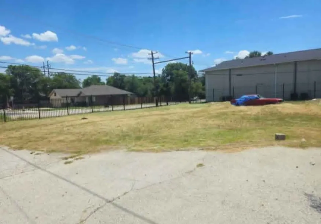 Unimproved Land For Sale in Tarrant County , 503 SW 23rd Street, Grand Prairie, Texas 75051, 0, 0, Garage spaces, 0 Sqft, built in 0, mls#21311210, Real Estate Agent in Grand Prairie, Homes For Sale in Tarrant county, Homes For Sale in Grand Prairie, Realtor in Grand Prairie Texas, Real Estate Brokerage Independent Realty Texas, Luminita Cordes Realtor