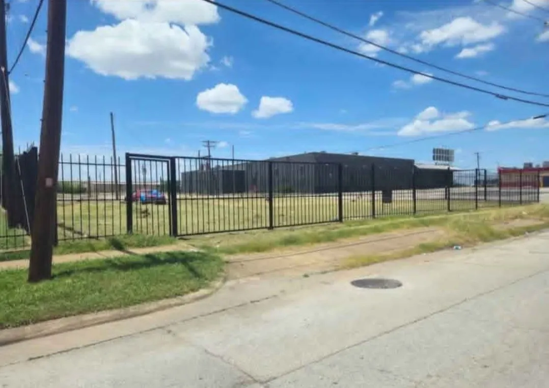Unimproved Land For Sale in Tarrant County , 503 SW 23rd Street, Grand Prairie, Texas 75051, 0, 0, Garage spaces, 0 Sqft, built in 0, mls#21311210, Real Estate Agent in Grand Prairie, Homes For Sale in Tarrant county, Homes For Sale in Grand Prairie, Realtor in Grand Prairie Texas, Real Estate Brokerage Independent Realty Texas, Luminita Cordes Realtor