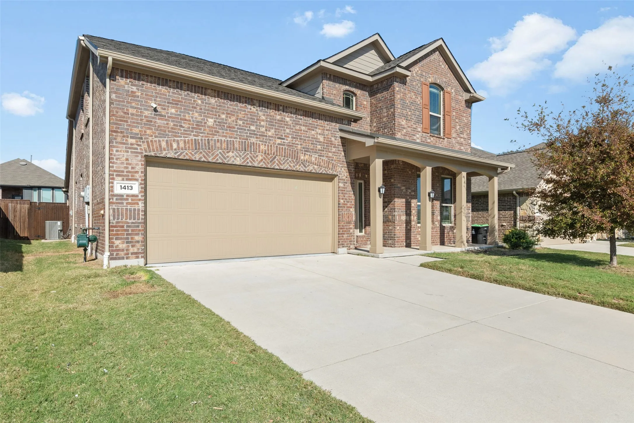 Single Family Residence For Rent in Denton County , 1413 Lake Grove Drive, Little Elm, Texas 75068, 4 Bedroom, 4 Bathroom, 2 Garage spaces, 3,007 Sqft, built in 2020, mls#21311054, Real Estate Agent in Little Elm, Homes For Rent in Denton county, Homes For Rent in Little Elm, Realtor in Little Elm Texas, Real Estate Brokerage Independent Realty Texas, Luminita Cordes Realtor