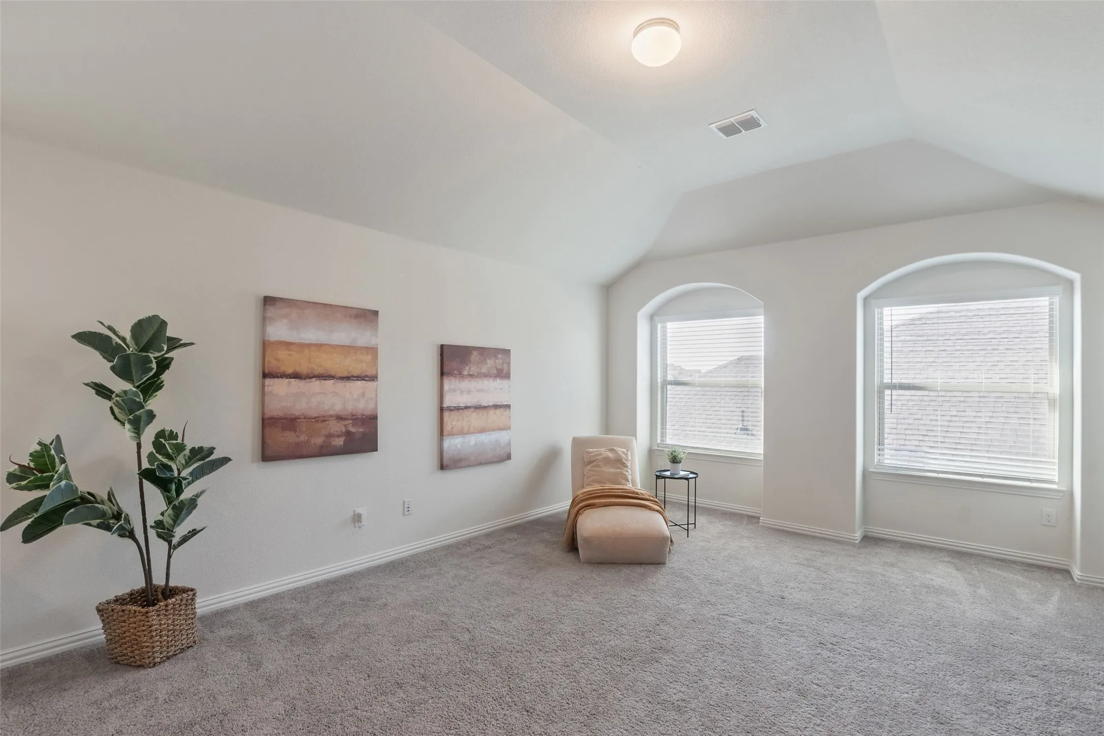 Single Family Residence For Rent in Denton County , 1413 Lake Grove Drive, Little Elm, Texas 75068, 4 Bedroom, 4 Bathroom, 2 Garage spaces, 3,007 Sqft, built in 2020, mls#21311054, Real Estate Agent in Little Elm, Homes For Rent in Denton county, Homes For Rent in Little Elm, Realtor in Little Elm Texas, Real Estate Brokerage Independent Realty Texas, Luminita Cordes Realtor