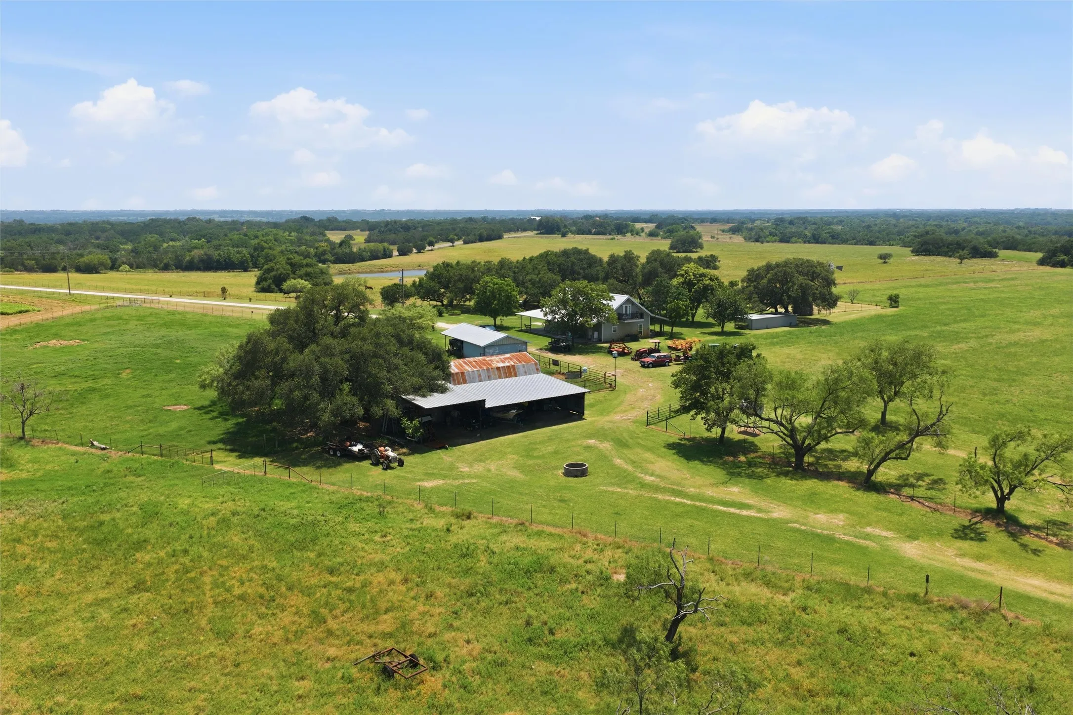 Farm For Sale in Hamilton County , 5835 N Fm 1744, Hico, Texas 76457, 4 Bedroom, 3 Bathroom, 2 Garage spaces, 2,200 Sqft, built in 2010, mls#21311232, Real Estate Agent in Hico, Homes For Sale in Hamilton county, Homes For Sale in Hico, Realtor in Hico Texas, Real Estate Brokerage Independent Realty Texas, Luminita Cordes Realtor
