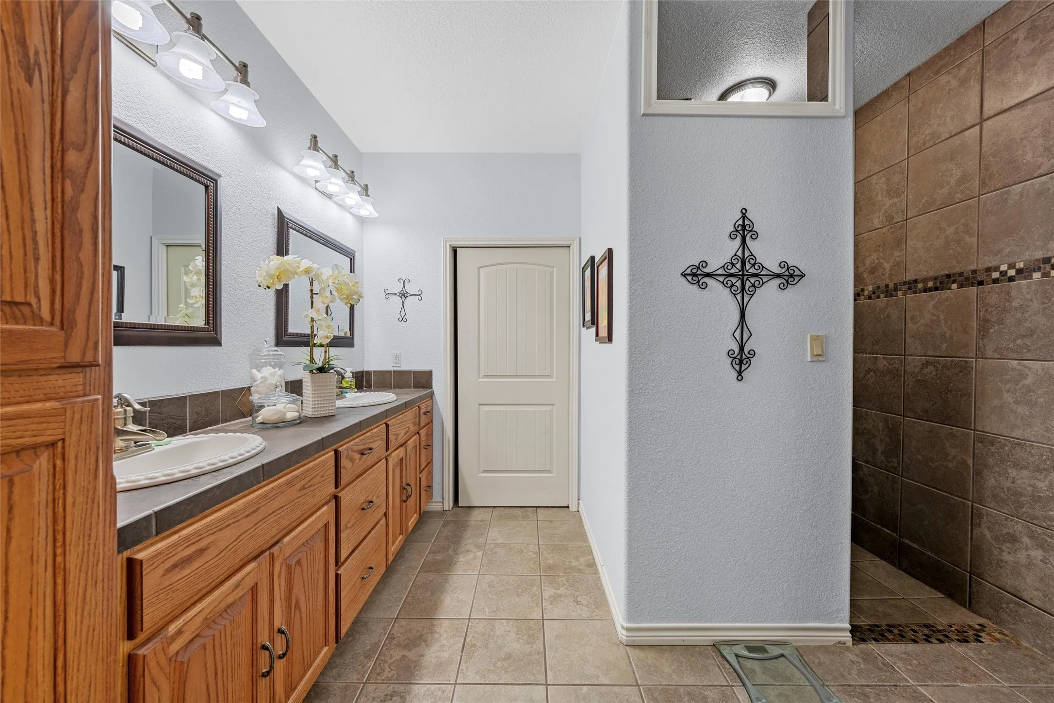 Farm For Sale in Hamilton County , 5835 N Fm 1744, Hico, Texas 76457, 4 Bedroom, 3 Bathroom, 2 Garage spaces, 2,200 Sqft, built in 2010, mls#21311232, Real Estate Agent in Hico, Homes For Sale in Hamilton county, Homes For Sale in Hico, Realtor in Hico Texas, Real Estate Brokerage Independent Realty Texas, Luminita Cordes Realtor