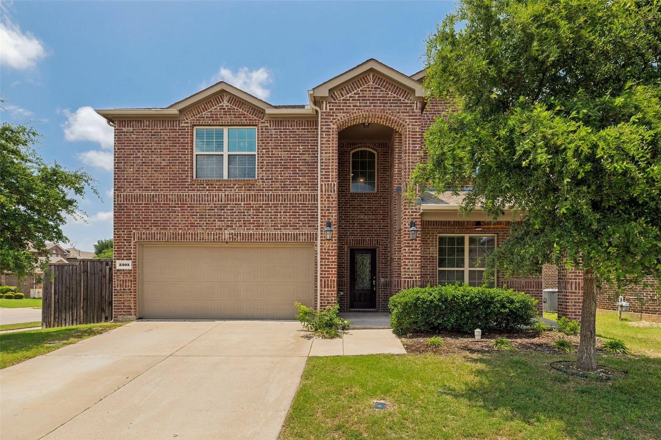 Single Family Residence For Sale in Collin County , 3305 Founders, Melissa, Texas 75454, 4 Bedroom, 3 Bathroom, 2 Garage spaces, 2,918 Sqft, built in 2017, mls#21311301, Real Estate Agent in Melissa, Homes For Sale in Collin county, Homes For Sale in Melissa, Realtor in Melissa Texas, Real Estate Brokerage Independent Realty Texas, Luminita Cordes Realtor