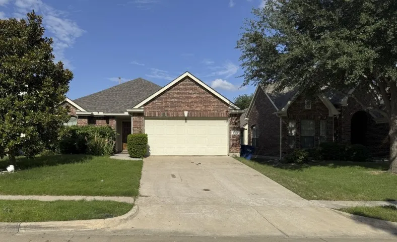 Single Family Residence For Sale in Collin County , 2760 Indian Oak Drive, Mc Kinney, Texas 75071, 3 Bedroom, 2 Bathroom, 2 Garage spaces, 1,769 Sqft, built in 2008, mls#21309968, Real Estate Agent in Mc Kinney, Homes For Sale in Collin county, Homes For Sale in Mc Kinney, Realtor in Mc Kinney Texas, Real Estate Brokerage Independent Realty Texas, Luminita Cordes Realtor