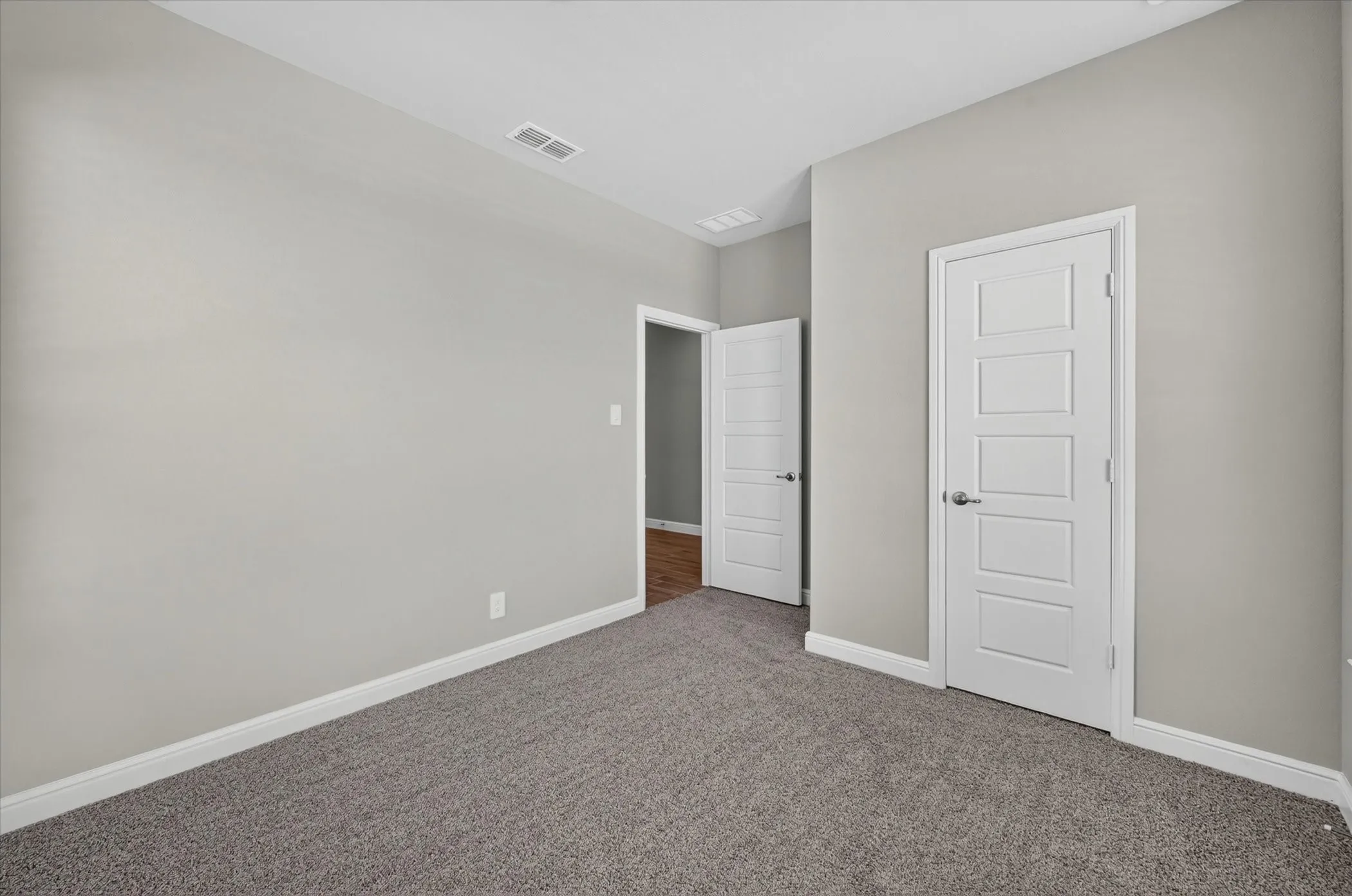 Single Family Residence For Sale in Denton County , 17144 MANZANILLA Drive, Justin, Texas 76247, 5 Bedroom, 3 Bathroom, 2 Garage spaces, 2,095 Sqft, built in 2026, mls#21310583, Real Estate Agent in Justin, Homes For Sale in Denton county, Homes For Sale in Justin, Realtor in Justin Texas, Real Estate Brokerage Independent Realty Texas, Luminita Cordes Realtor