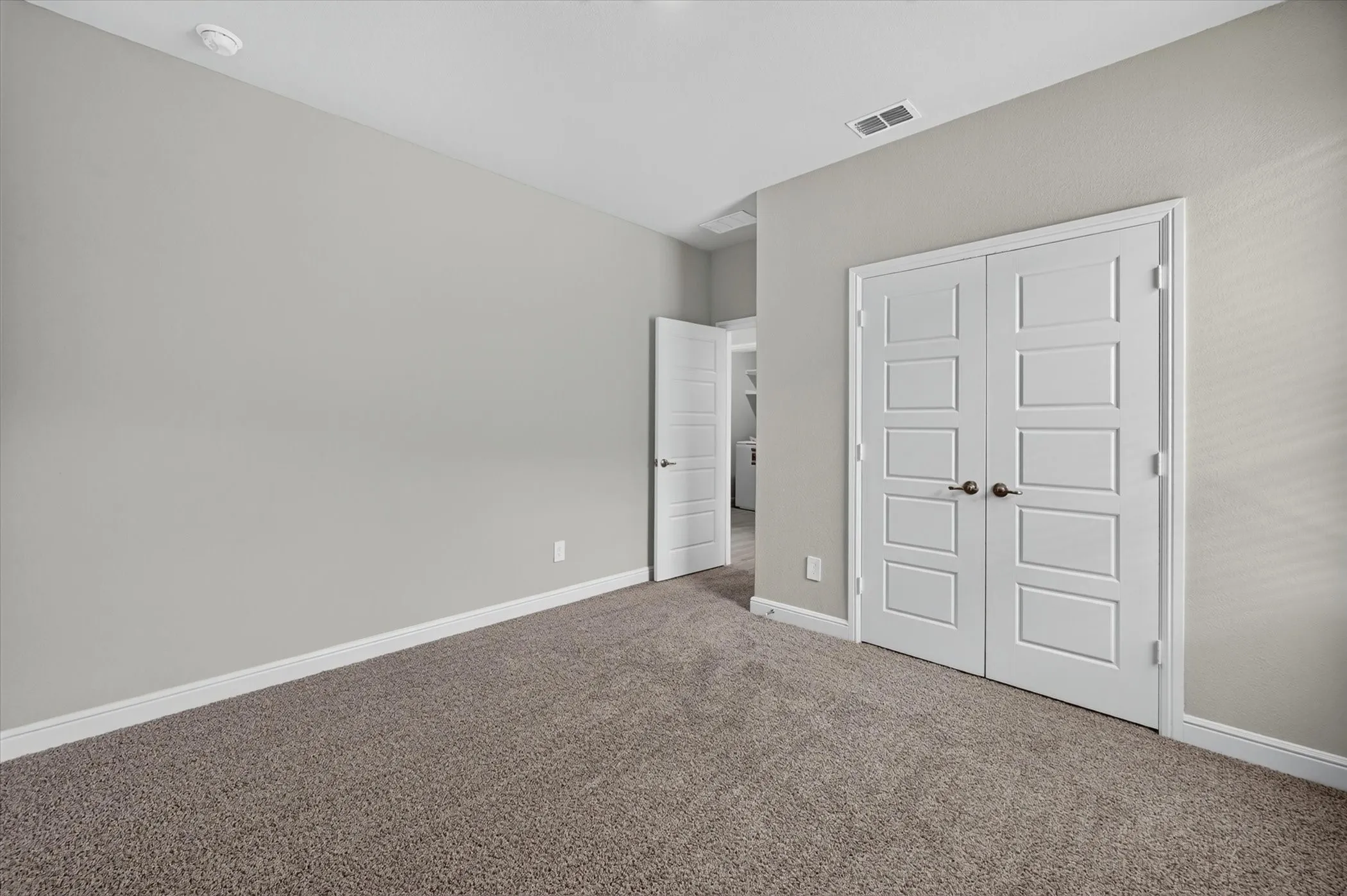 Single Family Residence For Sale in Denton County , 17144 MANZANILLA Drive, Justin, Texas 76247, 5 Bedroom, 3 Bathroom, 2 Garage spaces, 2,095 Sqft, built in 2026, mls#21310583, Real Estate Agent in Justin, Homes For Sale in Denton county, Homes For Sale in Justin, Realtor in Justin Texas, Real Estate Brokerage Independent Realty Texas, Luminita Cordes Realtor