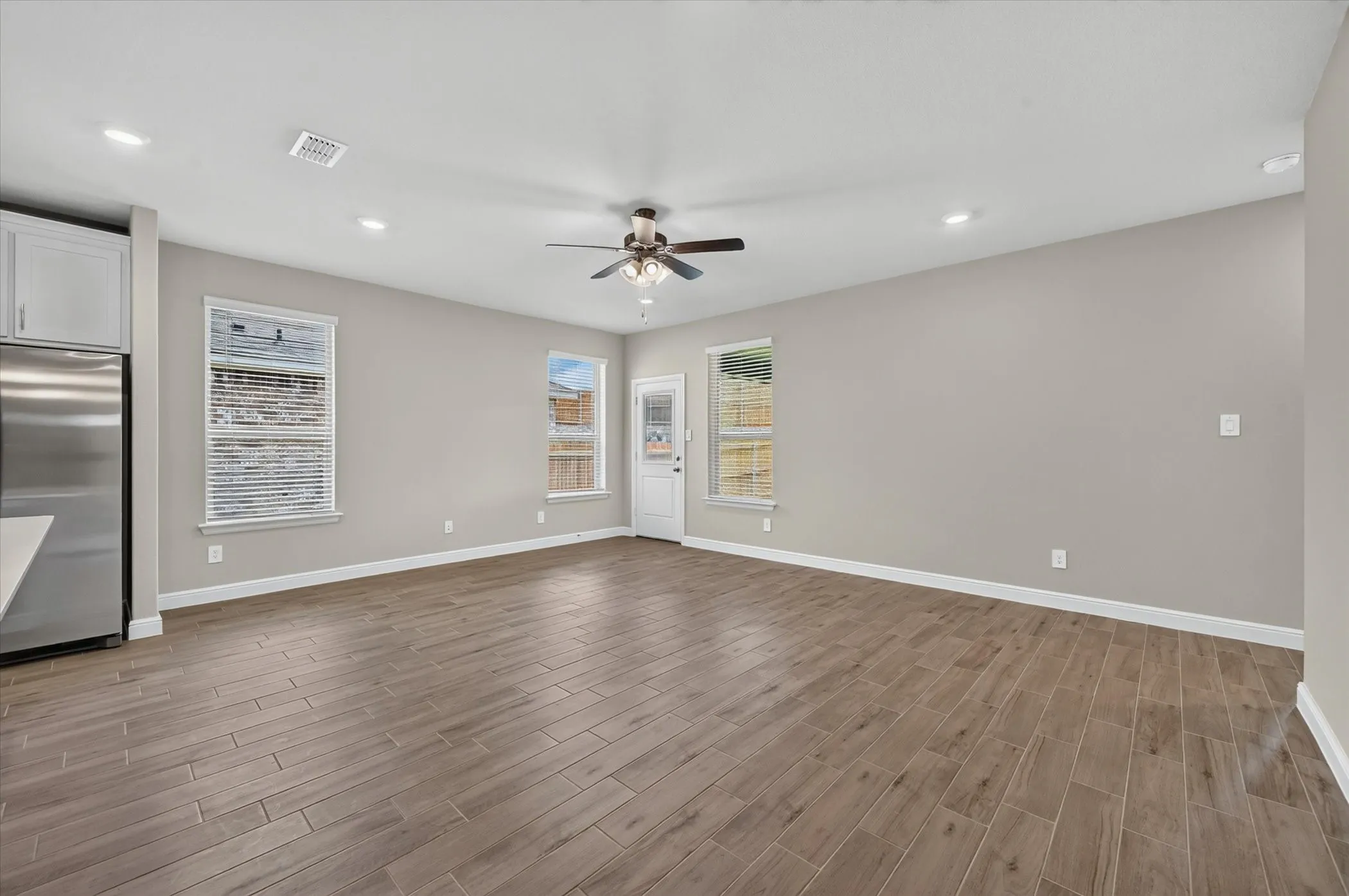 Single Family Residence For Sale in Denton County , 17144 MANZANILLA Drive, Justin, Texas 76247, 5 Bedroom, 3 Bathroom, 2 Garage spaces, 2,095 Sqft, built in 2026, mls#21310583, Real Estate Agent in Justin, Homes For Sale in Denton county, Homes For Sale in Justin, Realtor in Justin Texas, Real Estate Brokerage Independent Realty Texas, Luminita Cordes Realtor