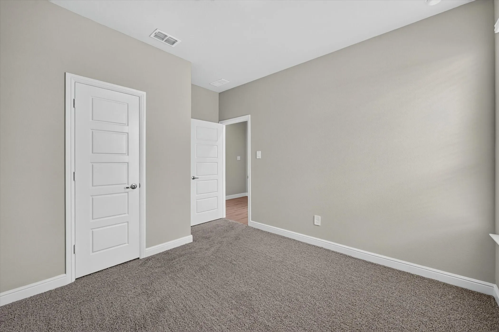Single Family Residence For Sale in Denton County , 17144 MANZANILLA Drive, Justin, Texas 76247, 5 Bedroom, 3 Bathroom, 2 Garage spaces, 2,095 Sqft, built in 2026, mls#21310583, Real Estate Agent in Justin, Homes For Sale in Denton county, Homes For Sale in Justin, Realtor in Justin Texas, Real Estate Brokerage Independent Realty Texas, Luminita Cordes Realtor