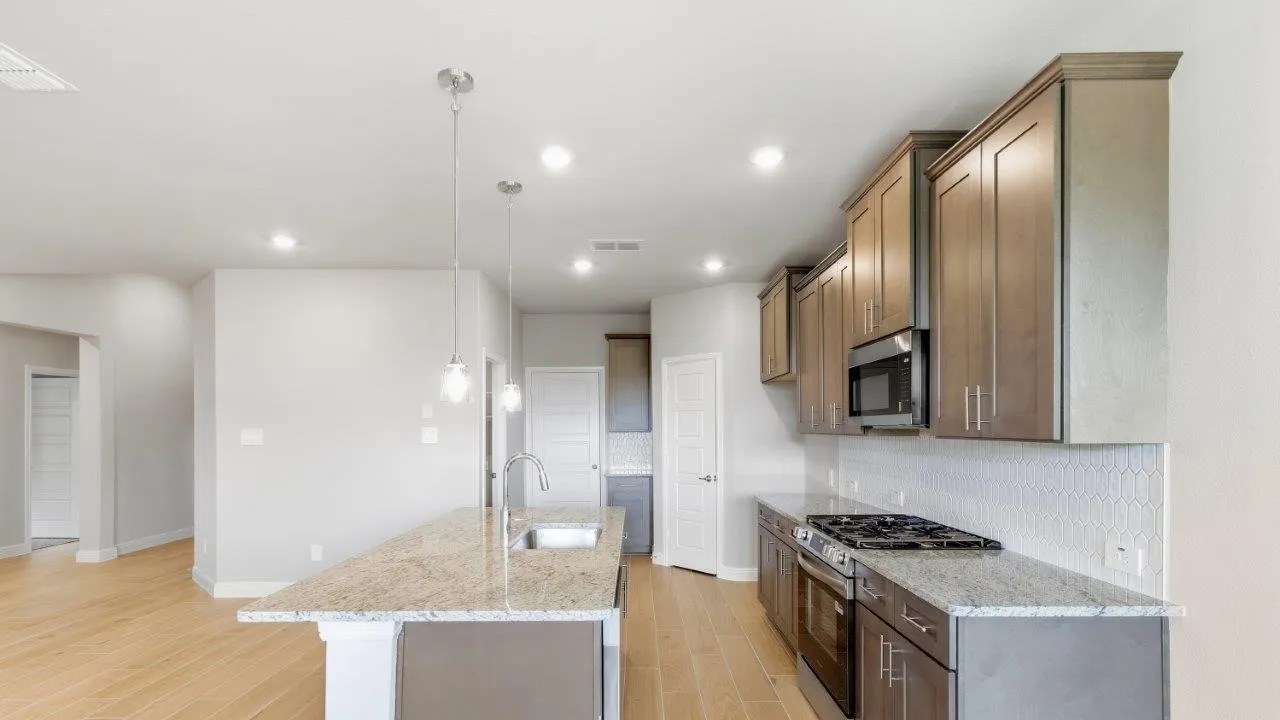 Single Family Residence For Sale in Denton County , 17136 MANZANILLA Drive, Justin, Texas 76247, 4 Bedroom, 2 Bathroom, 2 Garage spaces, 1,834 Sqft, built in 2026, mls#21310617, Real Estate Agent in Justin, Homes For Sale in Denton county, Homes For Sale in Justin, Realtor in Justin Texas, Real Estate Brokerage Independent Realty Texas, Luminita Cordes Realtor