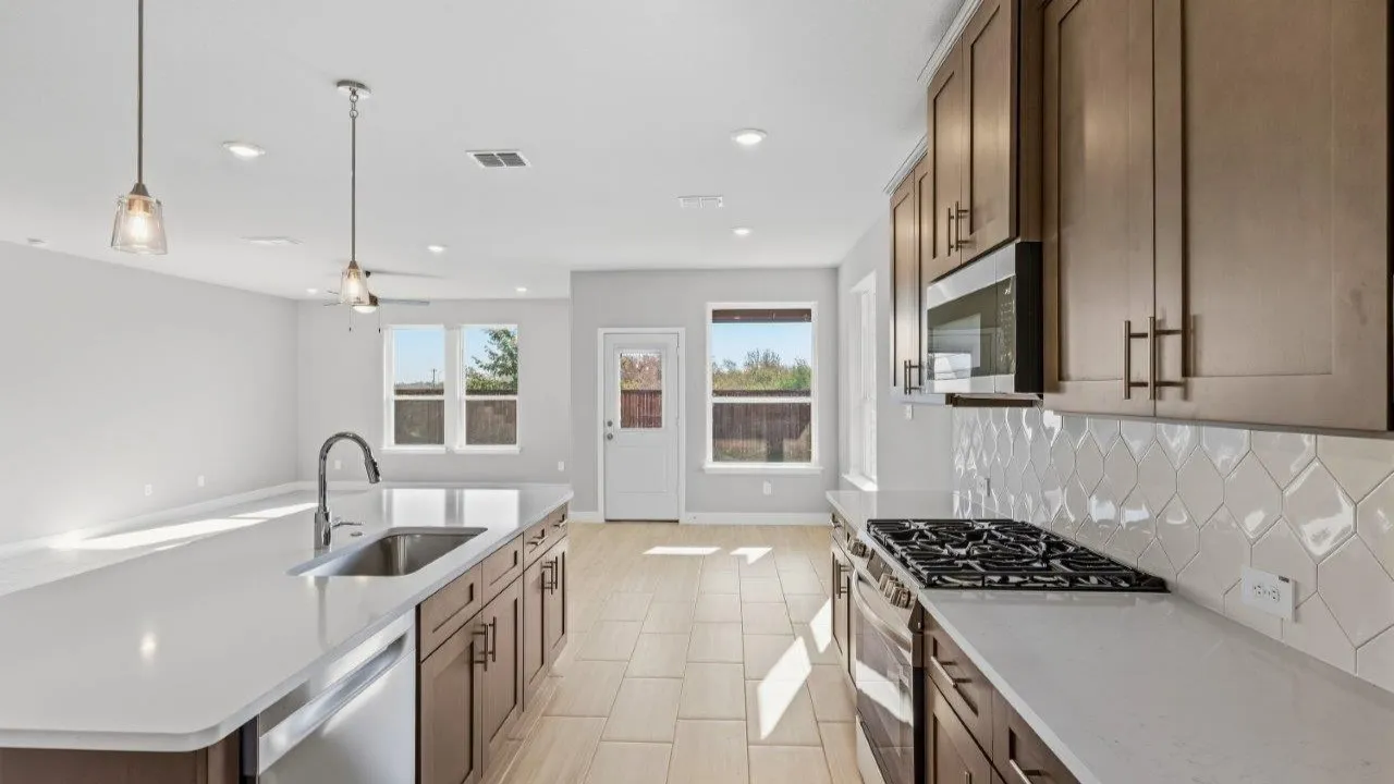 Single Family Residence For Sale in Denton County , 17140 MANZANILLA Drive, Justin, Texas 76247, 5 Bedroom, 3 Bathroom, 2 Garage spaces, 2,459 Sqft, built in 2026, mls#21310660, Real Estate Agent in Justin, Homes For Sale in Denton county, Homes For Sale in Justin, Realtor in Justin Texas, Real Estate Brokerage Independent Realty Texas, Luminita Cordes Realtor