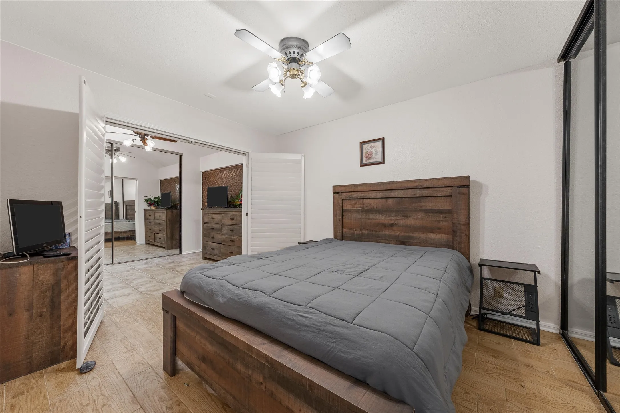Single Family Residence For Sale in Bell County , 2723 Canyon Oaks Court, Temple, Texas 76502, 3 Bedroom, 2 Bathroom, 2 Garage spaces, 2,006 Sqft, built in 1983, mls#21311224, Real Estate Agent in Temple, Homes For Sale in Bell county, Homes For Sale in Temple, Realtor in Temple Texas, Real Estate Brokerage Independent Realty Texas, Luminita Cordes Realtor