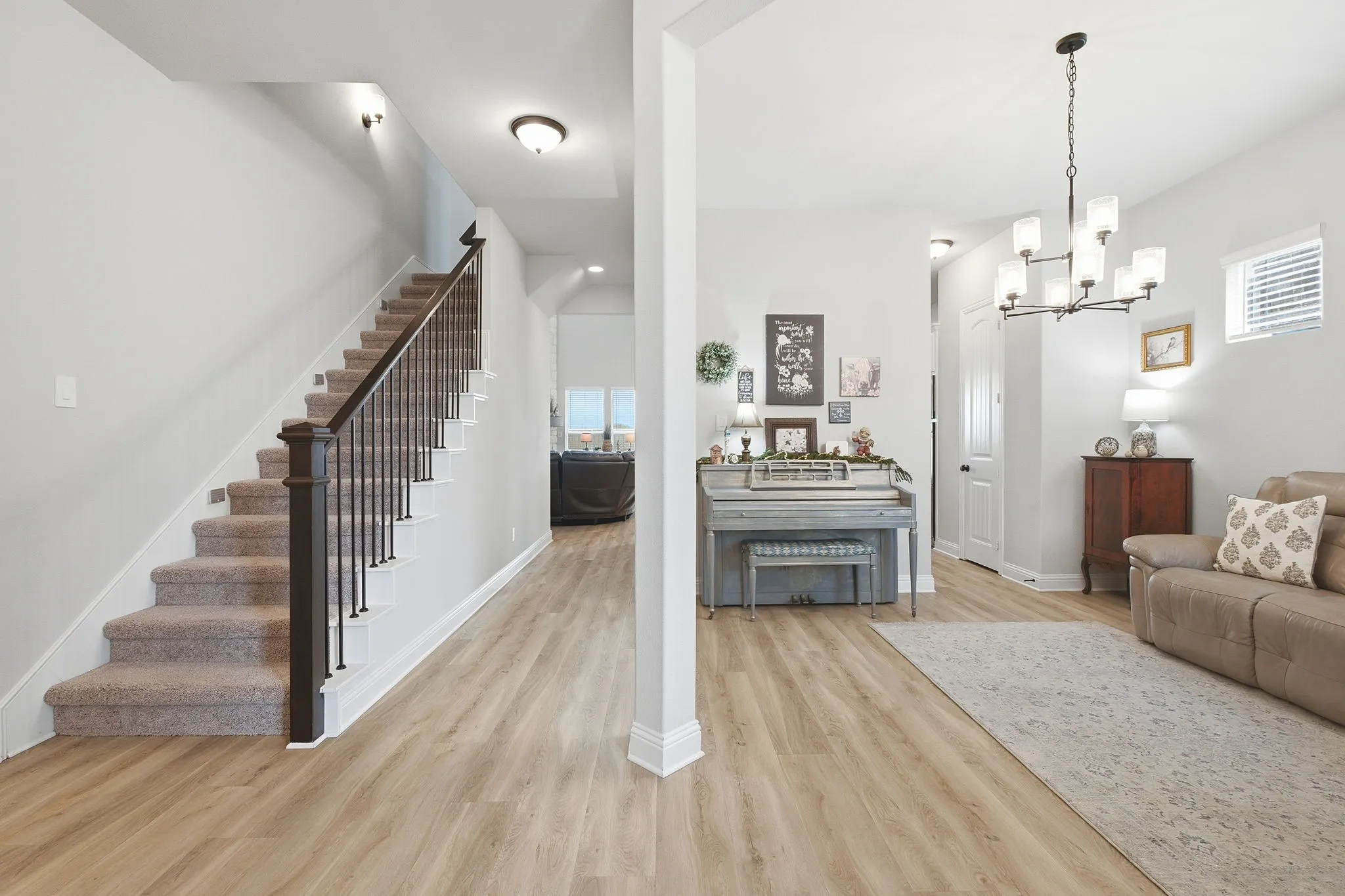 Single Family Residence For Sale in Collin County , 313 Tate Lane, Anna, Texas 75409, 4 Bedroom, 3 Bathroom, 3 Garage spaces, 3,314 Sqft, built in 2022, mls#21310891, Real Estate Agent in Anna, Homes For Sale in Collin county, Homes For Sale in Anna, Realtor in Anna Texas, Real Estate Brokerage Independent Realty Texas, Luminita Cordes Realtor