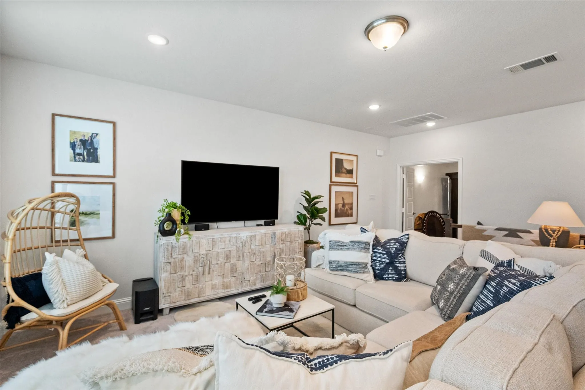 Single Family Residence For Sale in Johnson County , 2603 Trinity Ridge Street, Mansfield, Texas 76063, 3 Bedroom, 3 Bathroom, 2 Garage spaces, 3,062 Sqft, built in 2022, mls#21309697, Real Estate Agent in Mansfield, Homes For Sale in Johnson county, Homes For Sale in Mansfield, Realtor in Mansfield Texas, Real Estate Brokerage Independent Realty Texas, Luminita Cordes Realtor