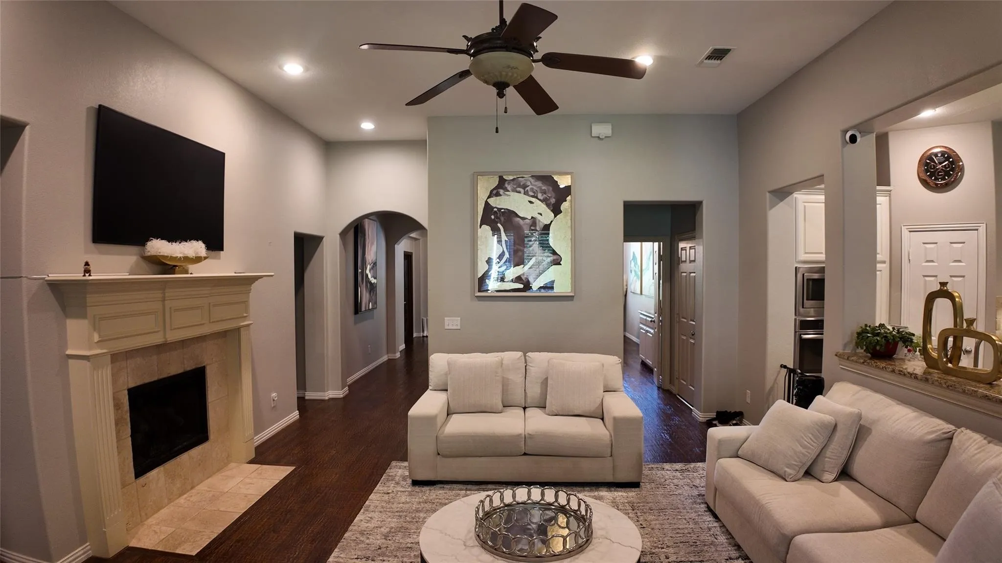 Single Family Residence For Sale in Collin County , 1109 Well Meadow Lane, Mc Kinney, Texas 75071, 4 Bedrooms, 5 Bathrooms, 2 Garage spaces, 3,352 Sqft, built in 2005, Price $700,000, mls#21311378, Real Estate Agent in Mc Kinney, Homes For Sale in Collin county, Homes For Sale in Mc Kinney, Realtor in Mc Kinney Texas, Real Estate Brokerage Independent Realty Texas, Luminita Cordes Realtor