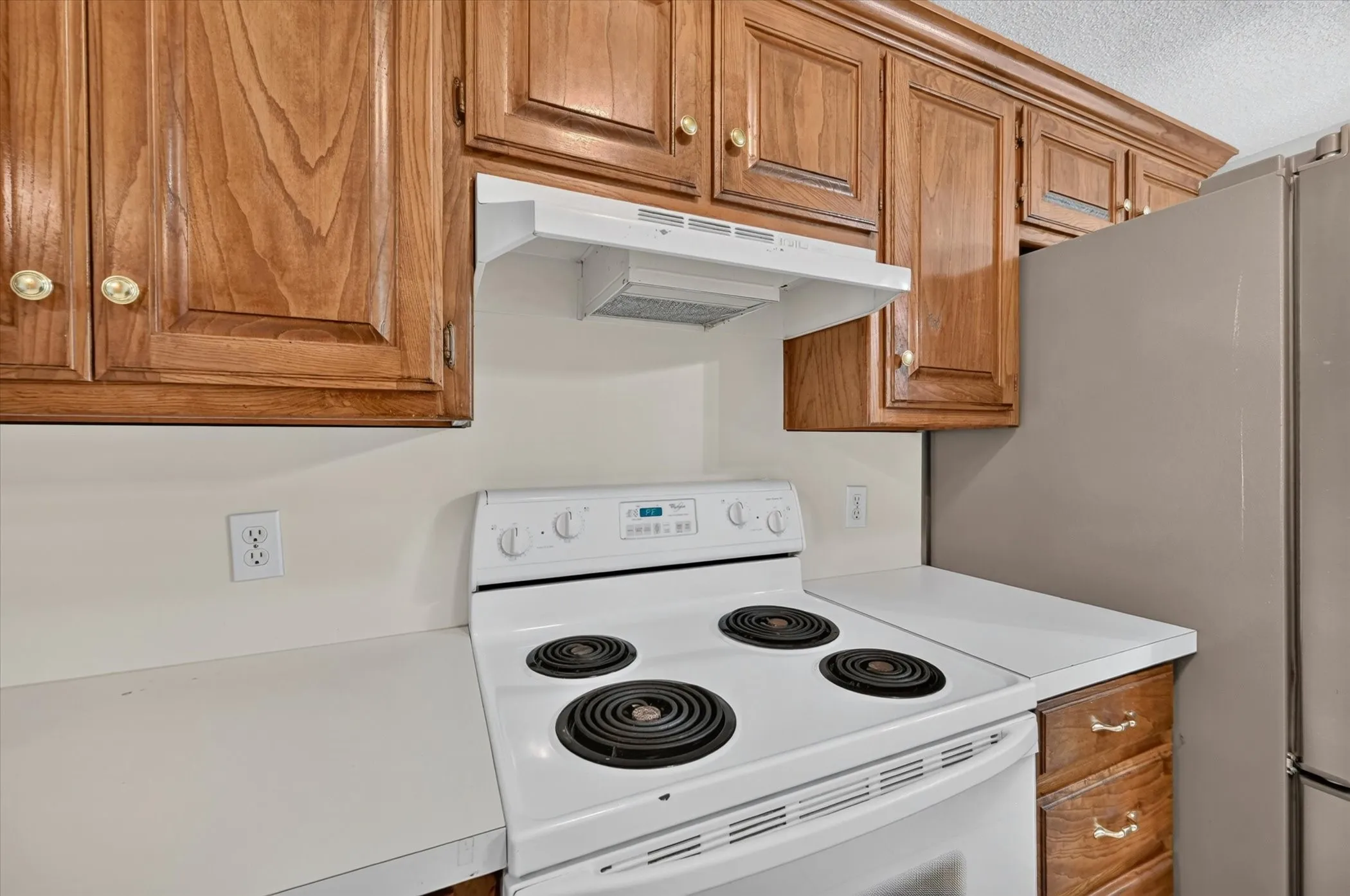 Single Family Residence For Sale in Denton County , 209 Pafford Street, Justin, Texas 76247, 2 Bedroom, 2 Bathroom, 1 Garage spaces, 1,166 Sqft, built in 1997, mls#21311385, Real Estate Agent in Justin, Homes For Sale in Denton county, Homes For Sale in Justin, Realtor in Justin Texas, Real Estate Brokerage Independent Realty Texas, Luminita Cordes Realtor