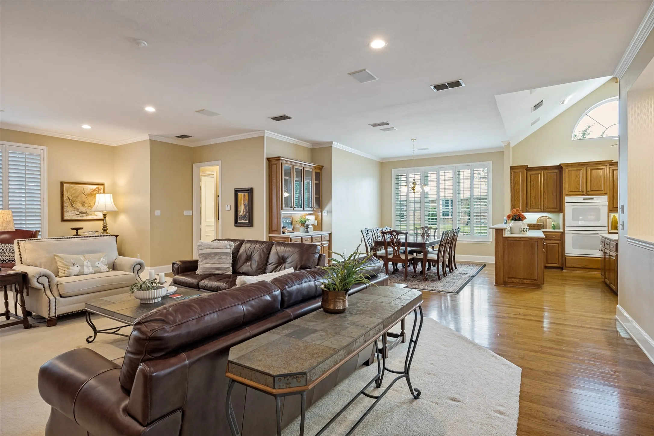 Living Room looking into Breakfast Area and Kitchen