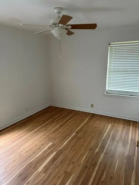 Single Family Residence For Rent in Grayson County , 1402 Hillcrest Drive, Sherman, Texas 75092, 3 Bedroom, 1 Bathroom, 2 Garage spaces, 1,216 Sqft, built in 1959, mls#21308994, Real Estate Agent in Sherman, Homes For Rent in Grayson county, Homes For Rent in Sherman, Realtor in Sherman Texas, Real Estate Brokerage Independent Realty Texas, Luminita Cordes Realtor