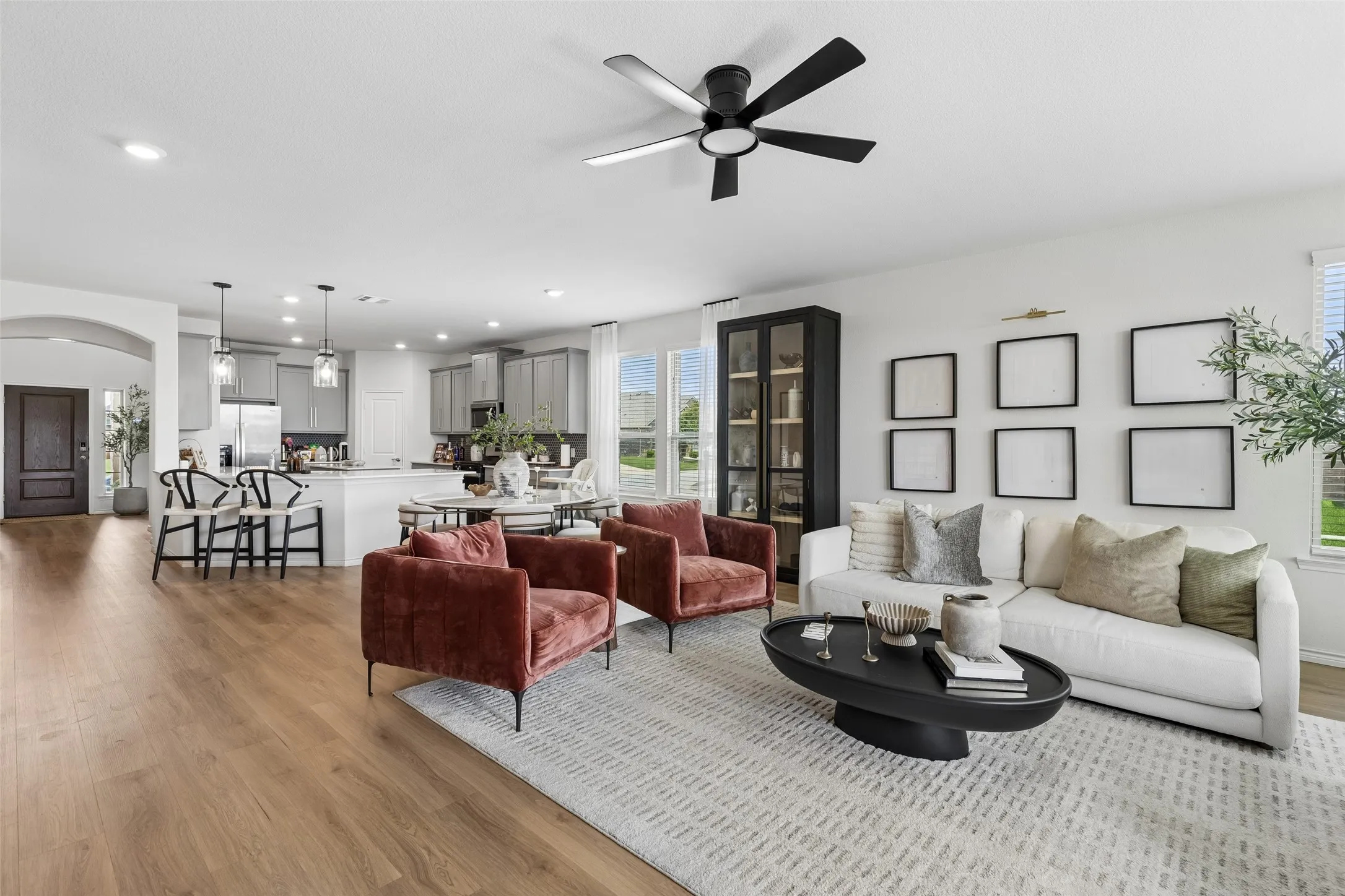 Single Family Residence For Sale in Collin County , 232 Penn Street, Anna, Texas 75409, 4 Bedroom, 4 Bathroom, 2 Garage spaces, 2,821 Sqft, built in 2023, mls#21304695, Real Estate Agent in Anna, Homes For Sale in Collin county, Homes For Sale in Anna, Realtor in Anna Texas, Real Estate Brokerage Independent Realty Texas, Luminita Cordes Realtor