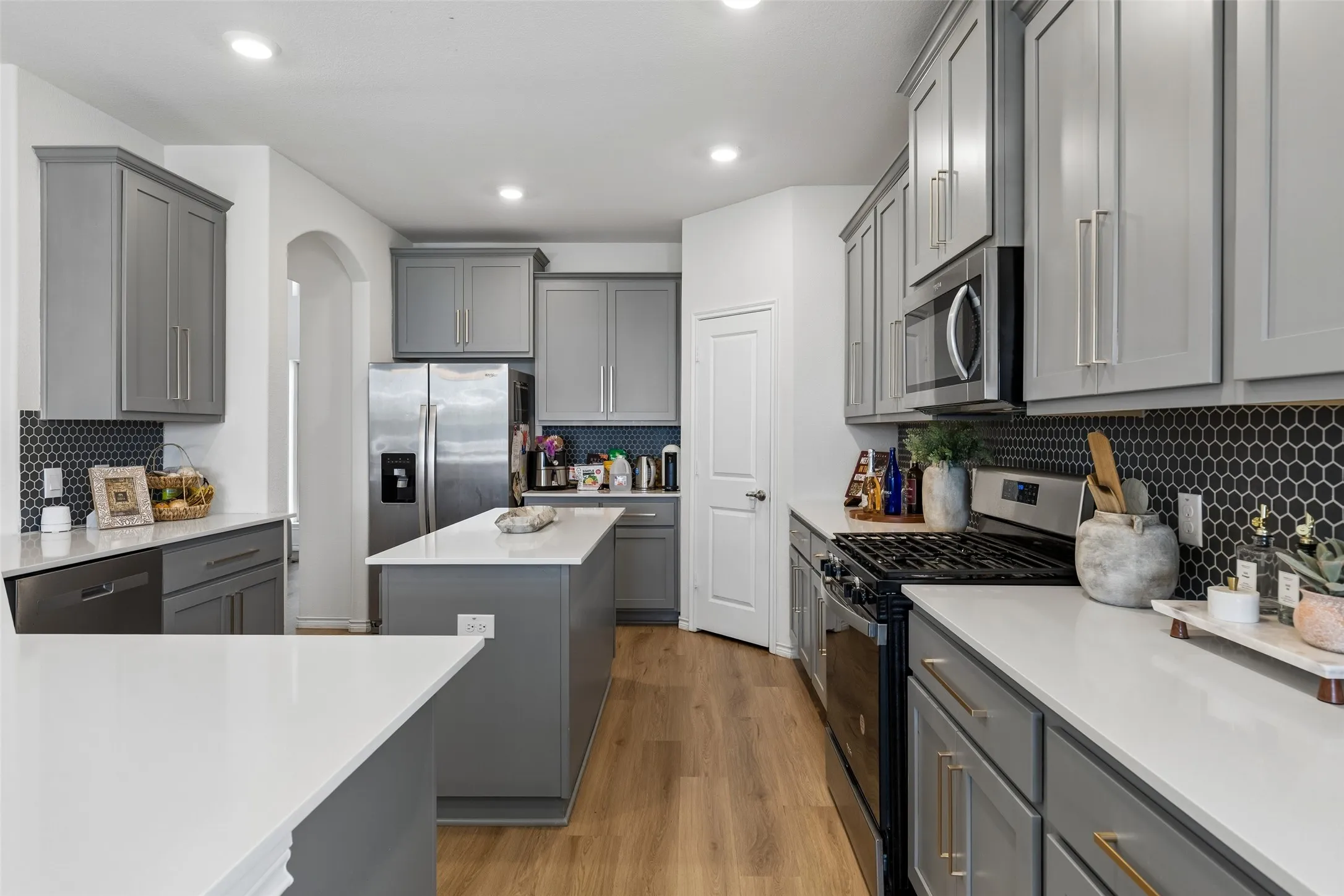 Single Family Residence For Sale in Collin County , 232 Penn Street, Anna, Texas 75409, 4 Bedroom, 4 Bathroom, 2 Garage spaces, 2,821 Sqft, built in 2023, mls#21304695, Real Estate Agent in Anna, Homes For Sale in Collin county, Homes For Sale in Anna, Realtor in Anna Texas, Real Estate Brokerage Independent Realty Texas, Luminita Cordes Realtor